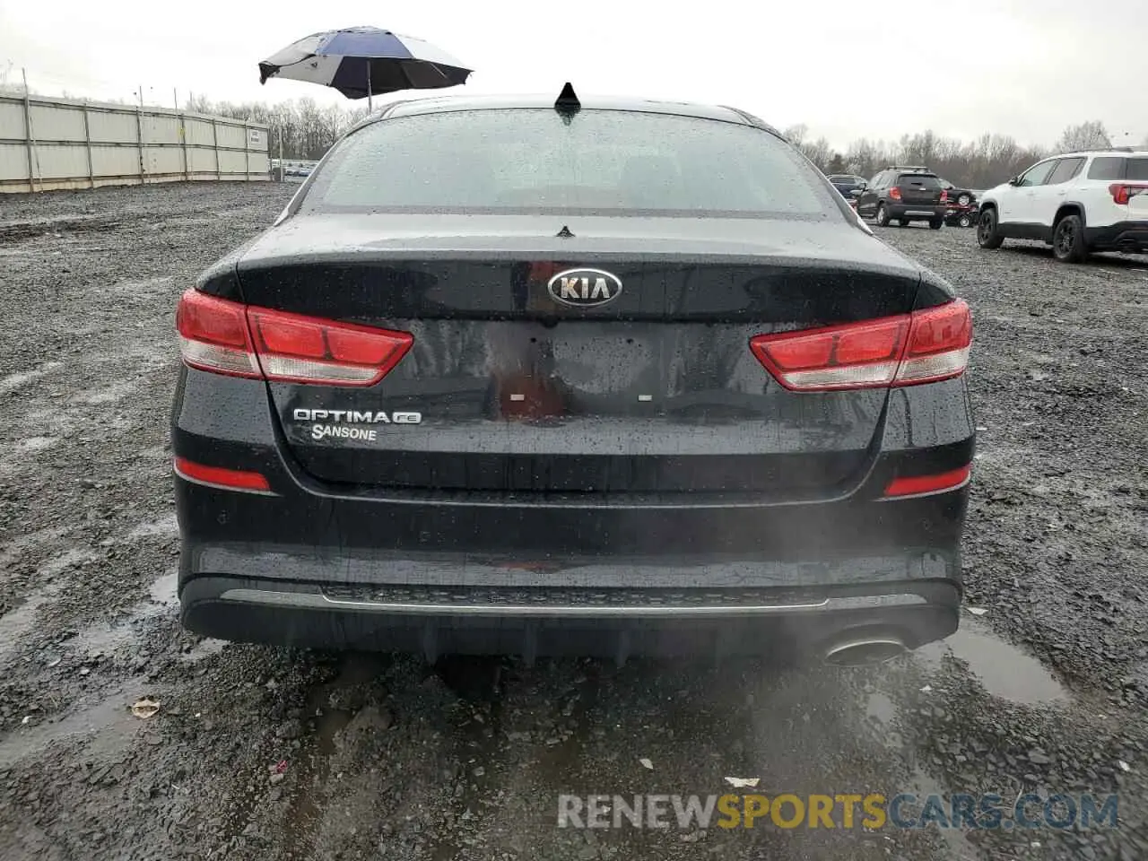 6 Photograph of a damaged car 5XXGT4L35LG393502 KIA OPTIMA 2020