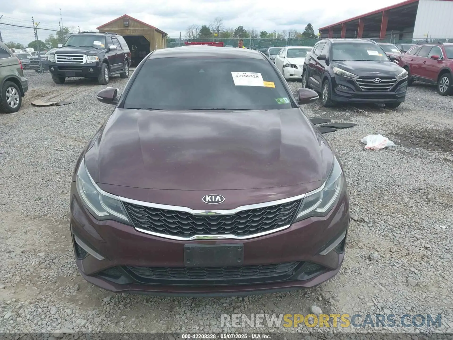 12 Photograph of a damaged car 5XXGT4L35LG393628 KIA OPTIMA 2020