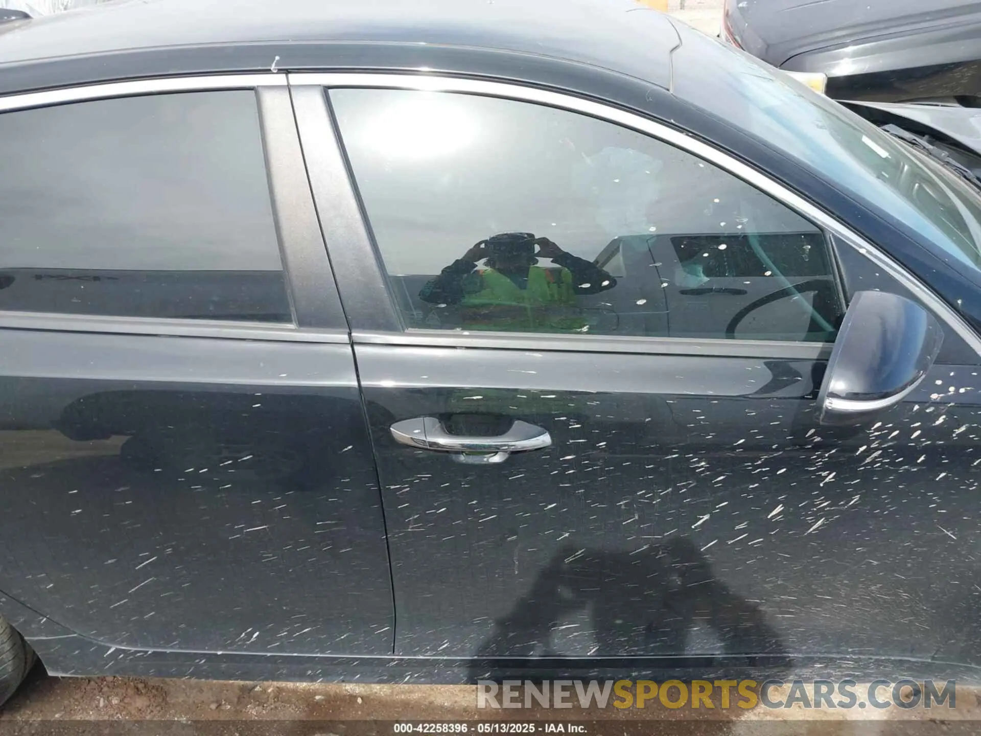 13 Photograph of a damaged car 5XXGT4L35LG395007 KIA OPTIMA 2020