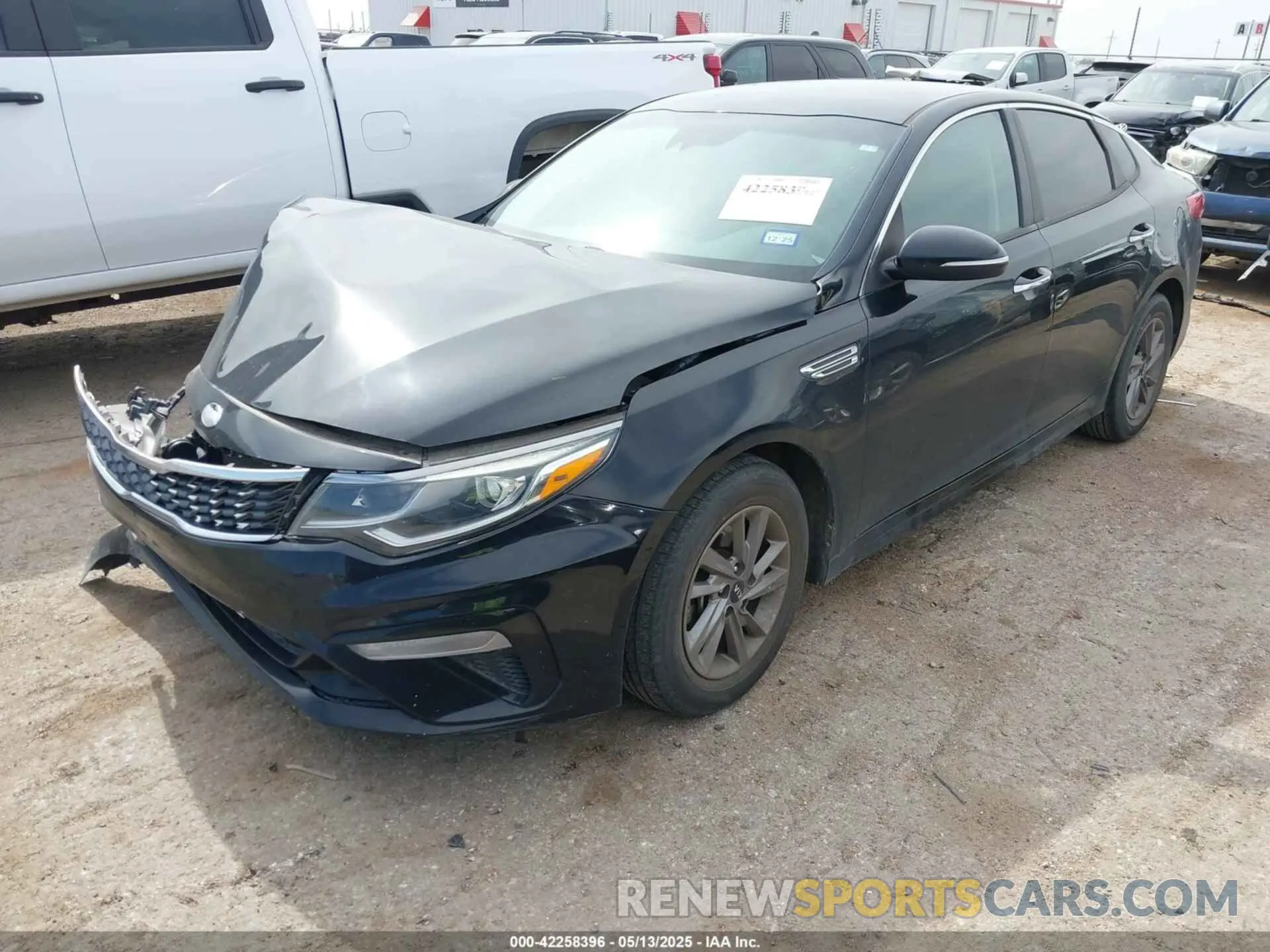 2 Photograph of a damaged car 5XXGT4L35LG395007 KIA OPTIMA 2020