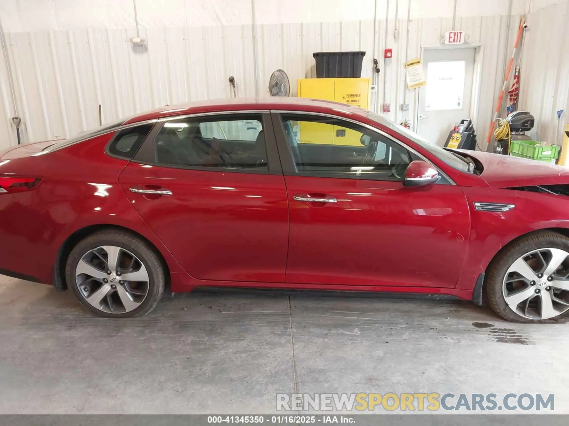 13 Photograph of a damaged car 5XXGT4L35LG397372 KIA OPTIMA 2020