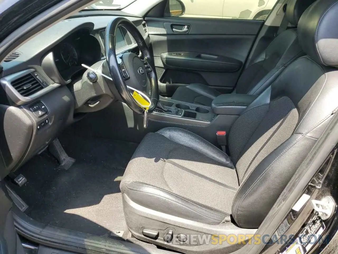 7 Photograph of a damaged car 5XXGT4L35LG399462 KIA OPTIMA 2020