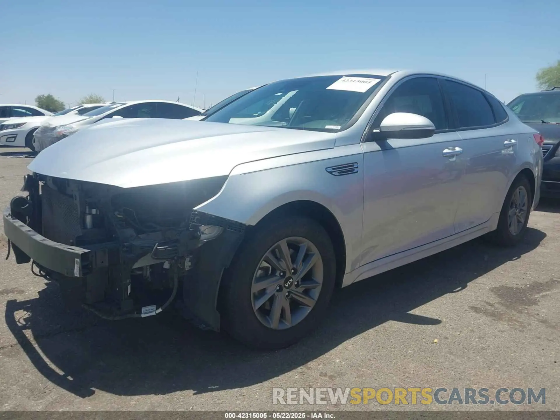 2 Photograph of a damaged car 5XXGT4L35LG401081 KIA OPTIMA 2020