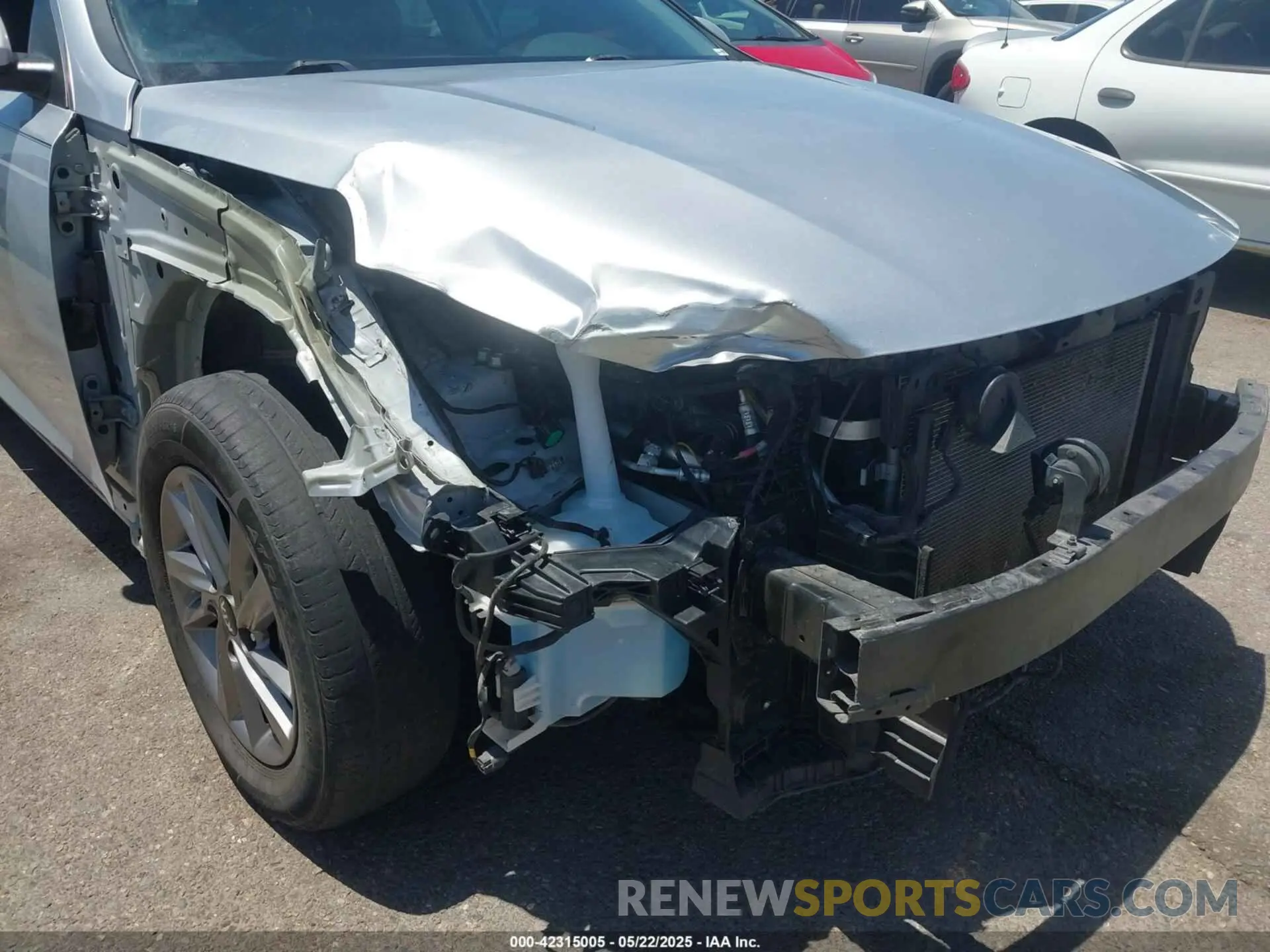 6 Photograph of a damaged car 5XXGT4L35LG401081 KIA OPTIMA 2020