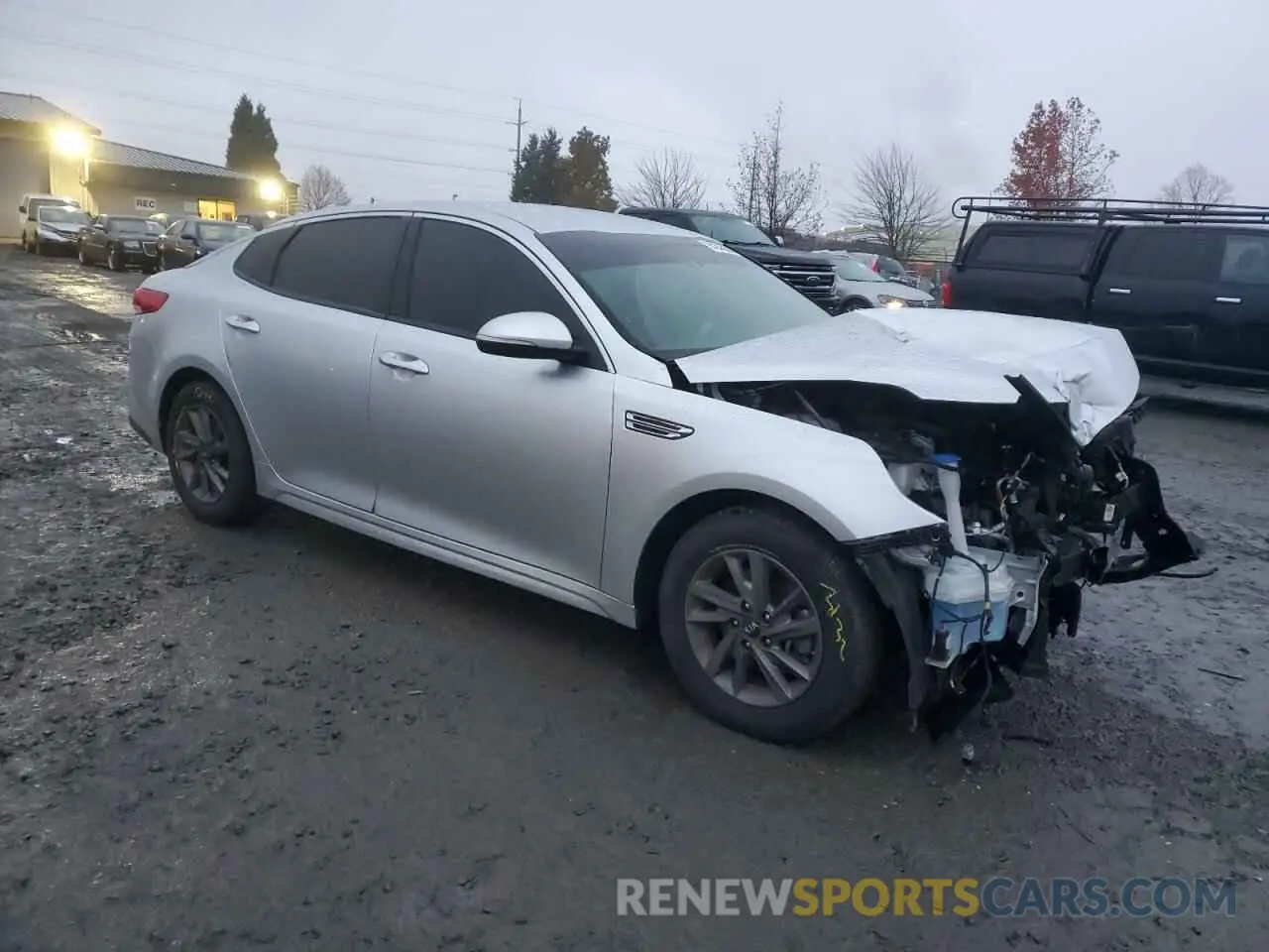 4 Photograph of a damaged car 5XXGT4L35LG409598 KIA OPTIMA 2020