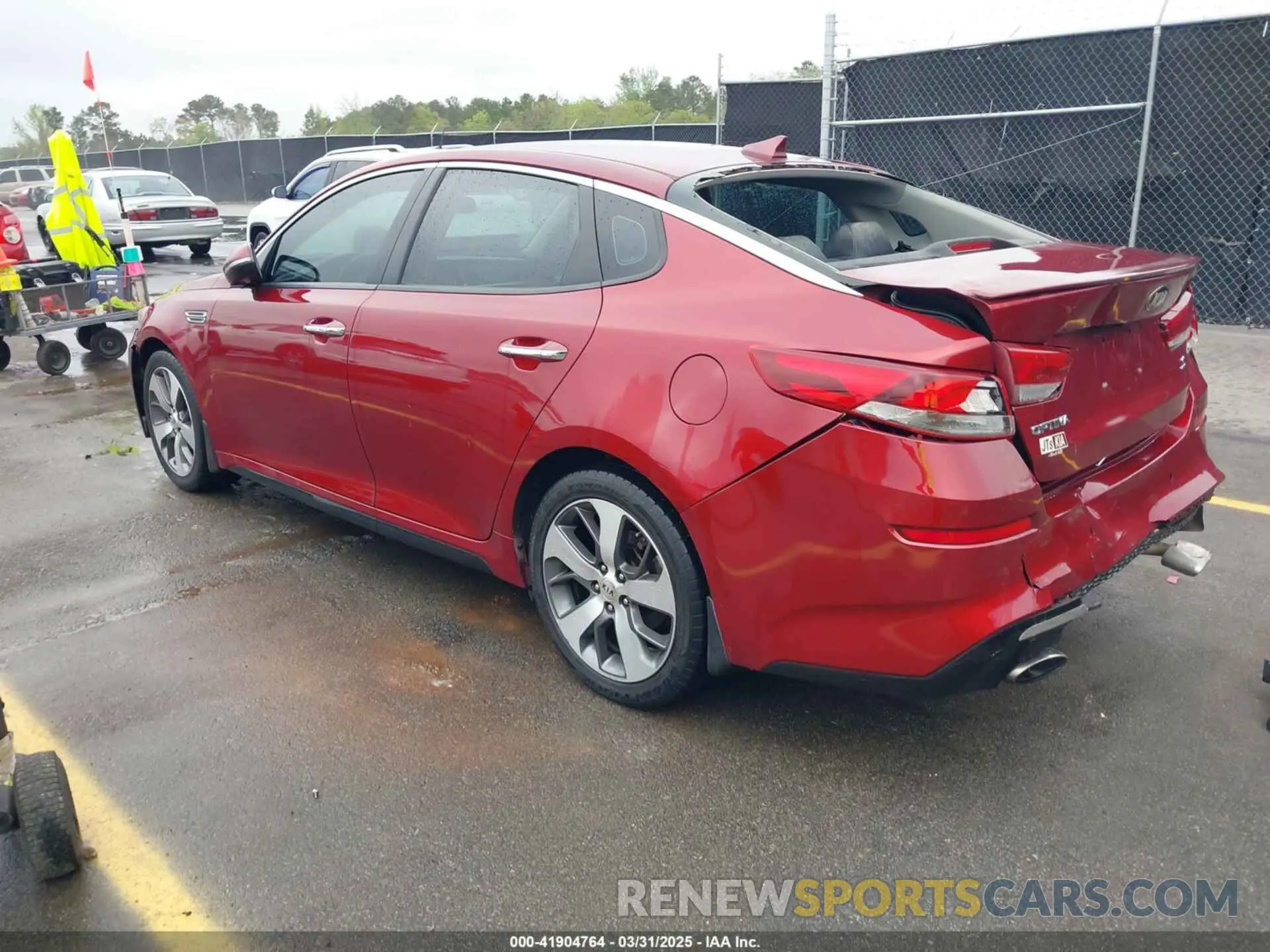 3 Photograph of a damaged car 5XXGT4L35LG416812 KIA OPTIMA 2020