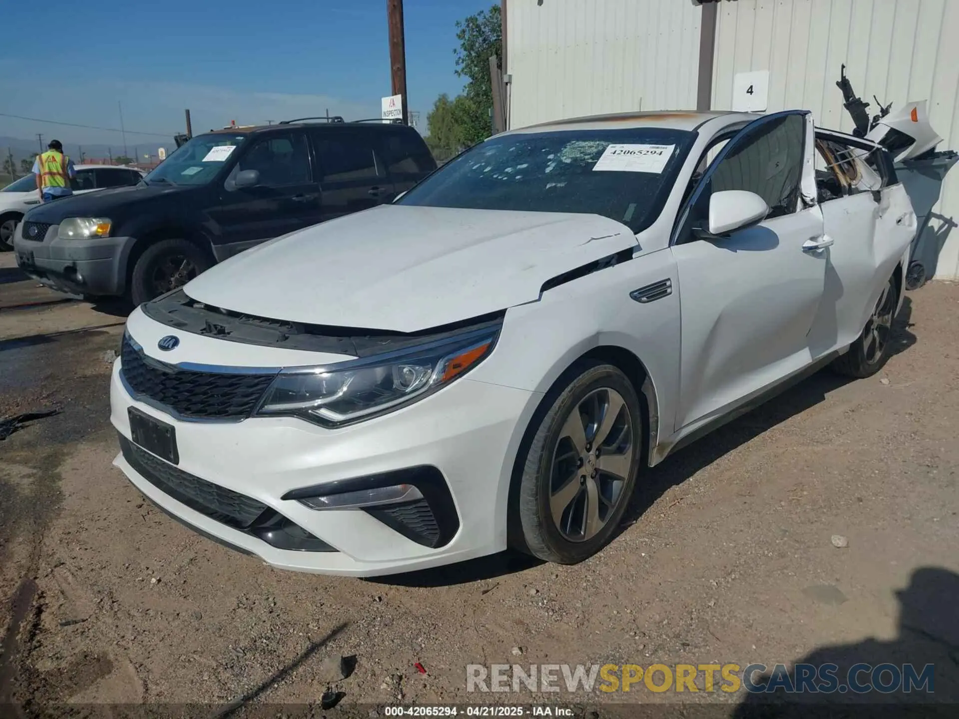 2 Photograph of a damaged car 5XXGT4L35LG417118 KIA OPTIMA 2020