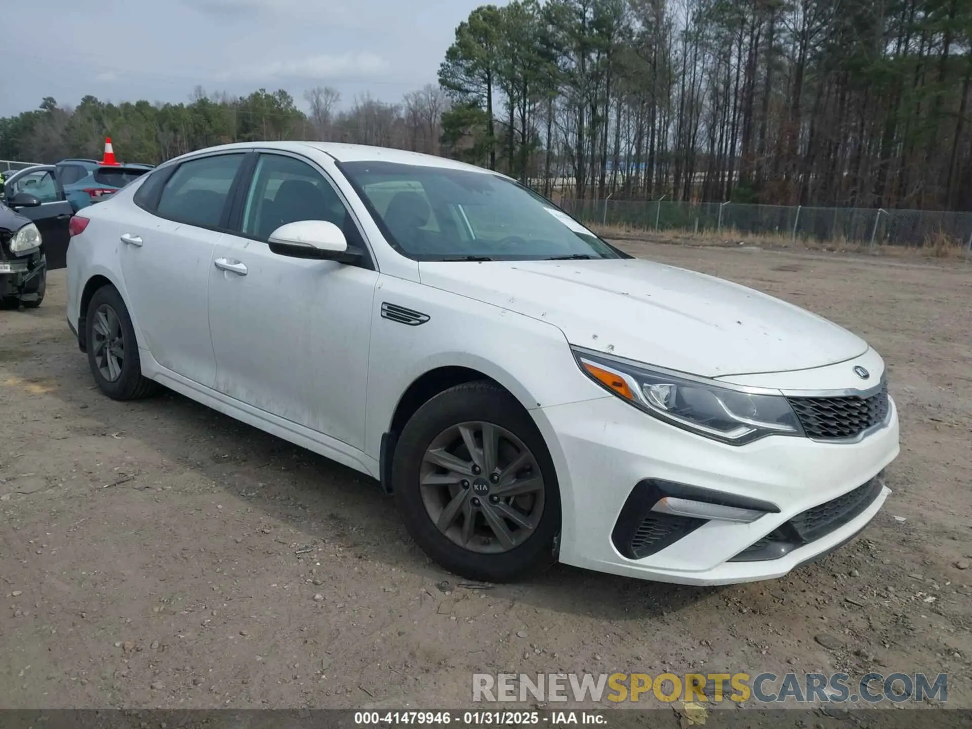 1 Photograph of a damaged car 5XXGT4L35LG420813 KIA OPTIMA 2020