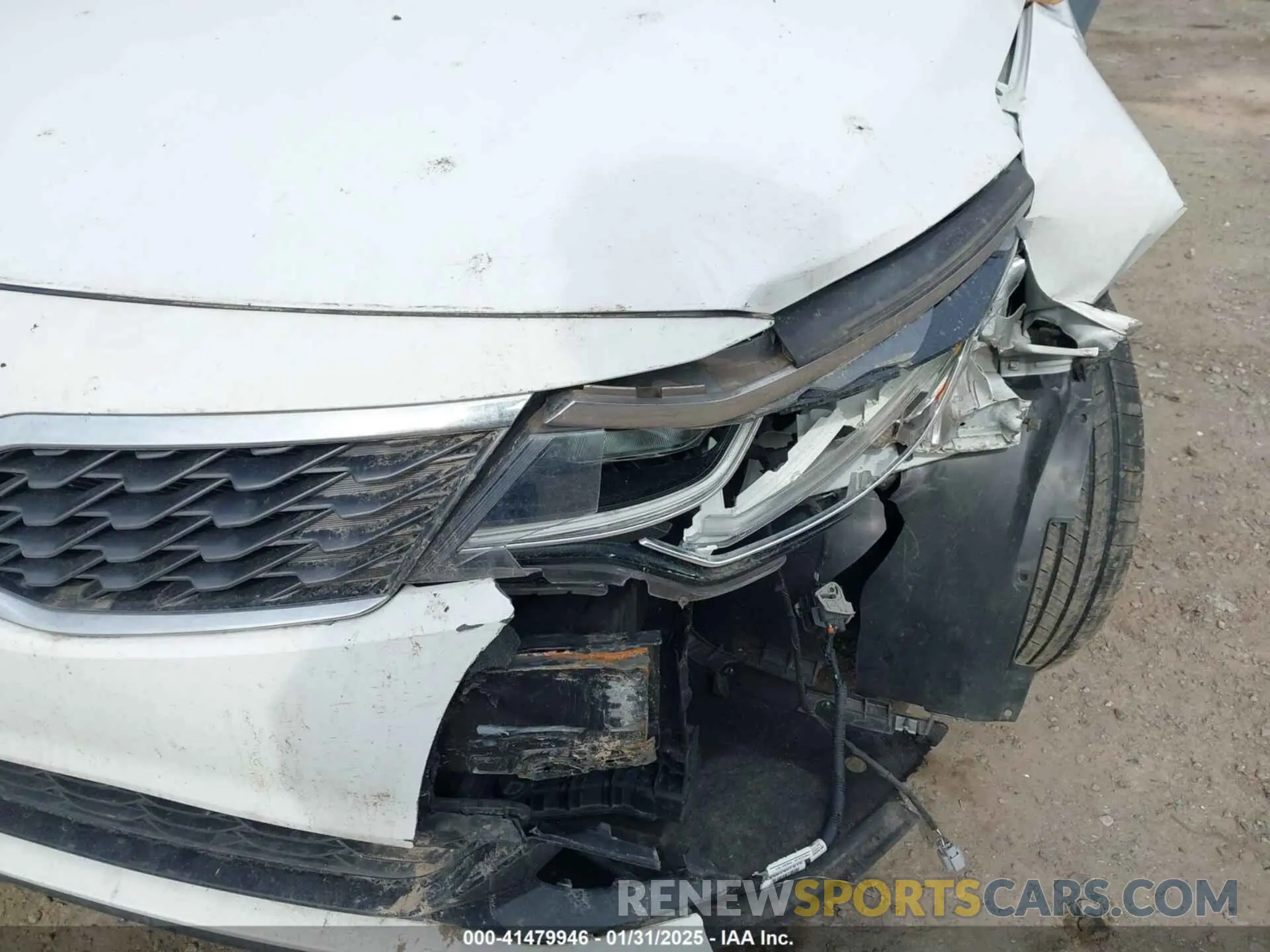 19 Photograph of a damaged car 5XXGT4L35LG420813 KIA OPTIMA 2020