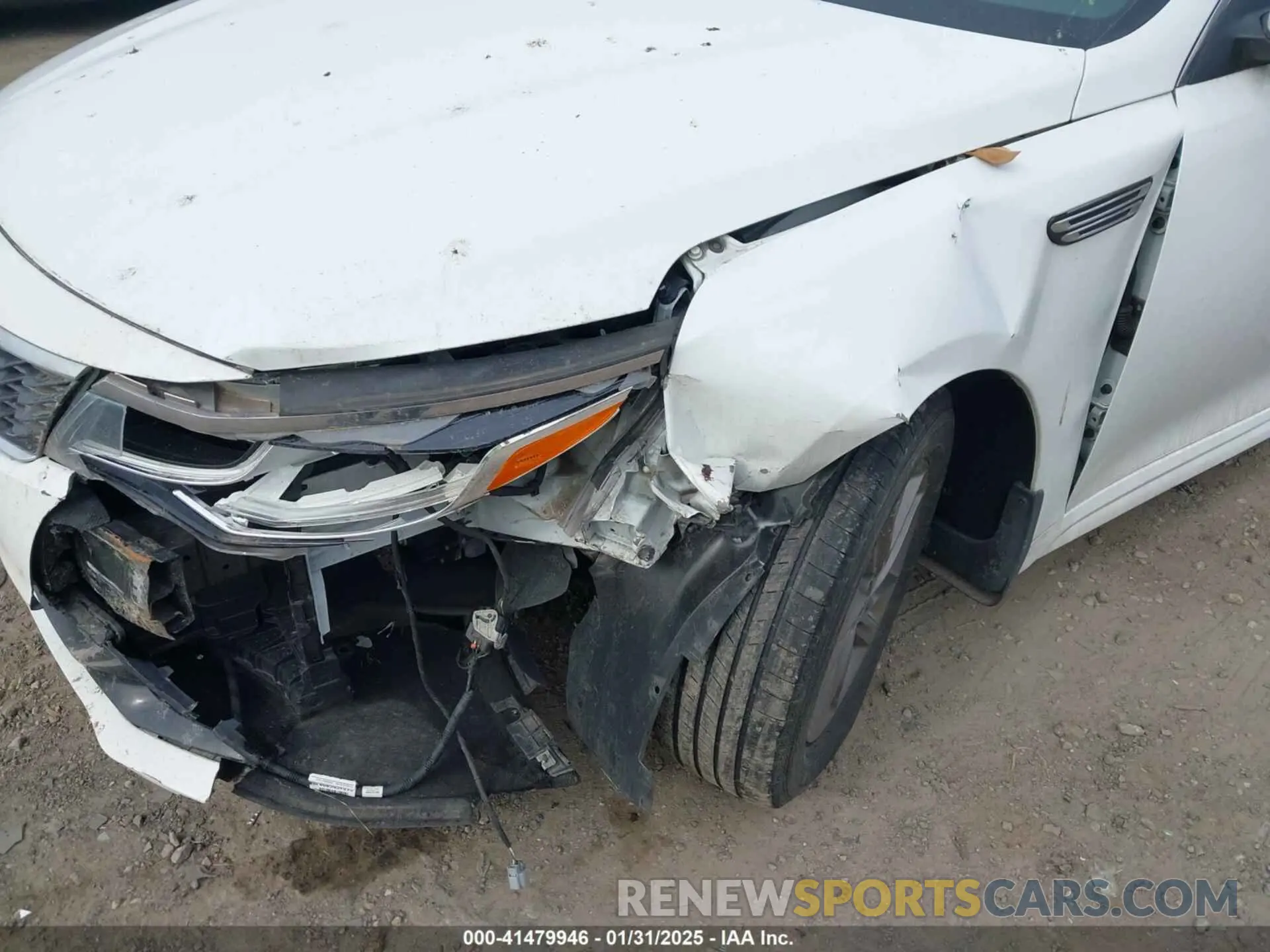 6 Photograph of a damaged car 5XXGT4L35LG420813 KIA OPTIMA 2020