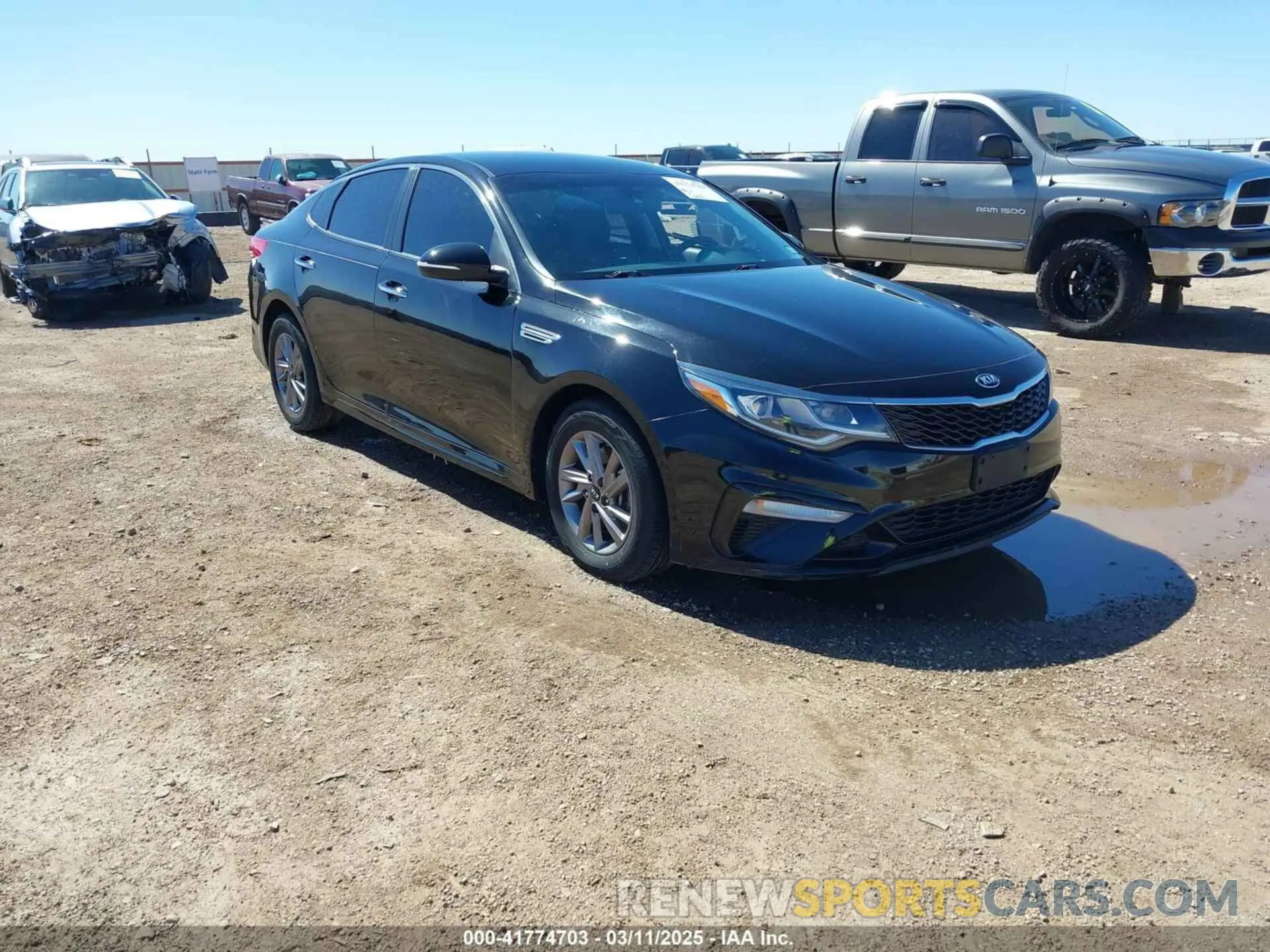 1 Photograph of a damaged car 5XXGT4L35LG421489 KIA OPTIMA 2020