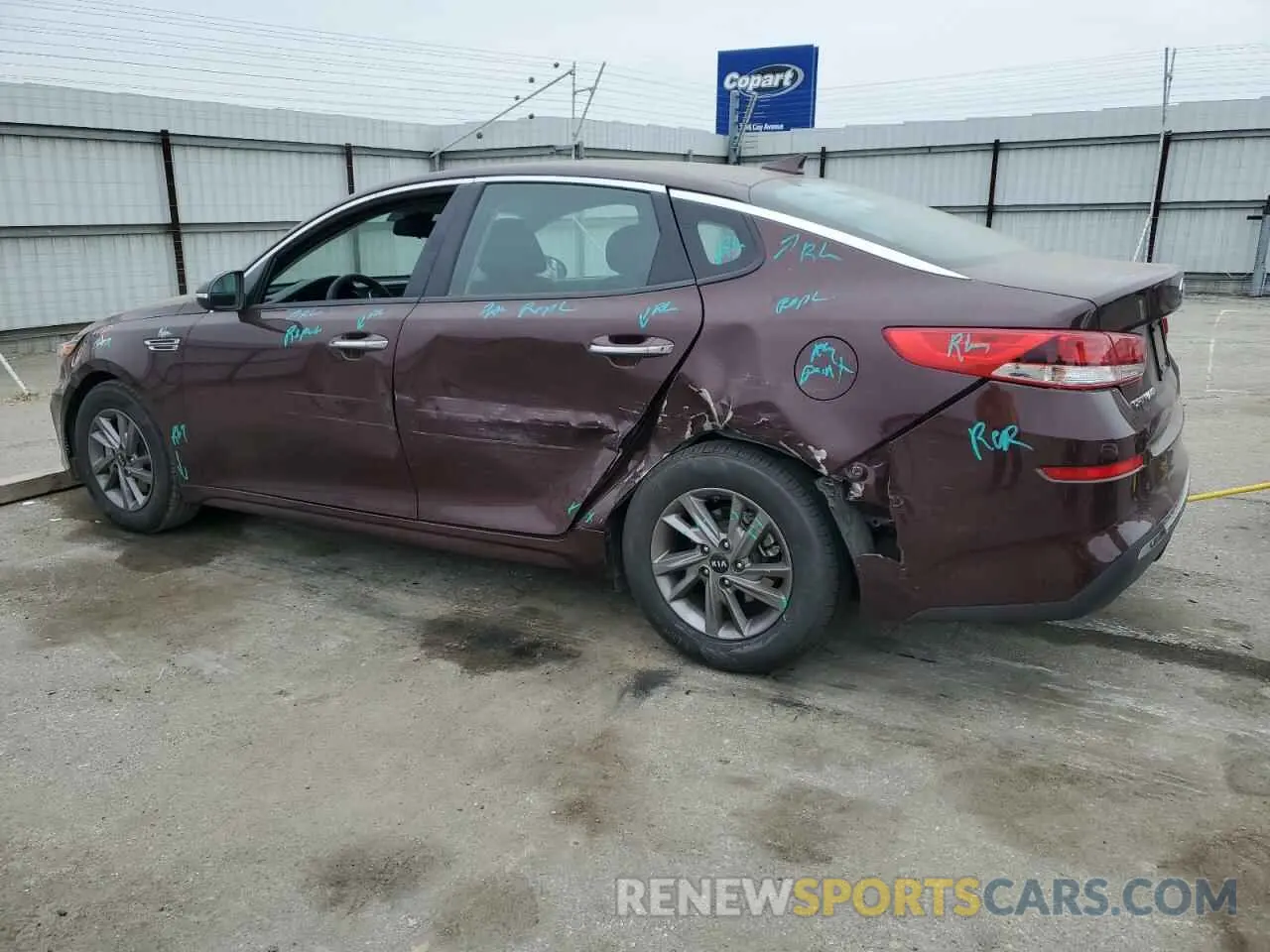 2 Photograph of a damaged car 5XXGT4L35LG422478 KIA OPTIMA 2020