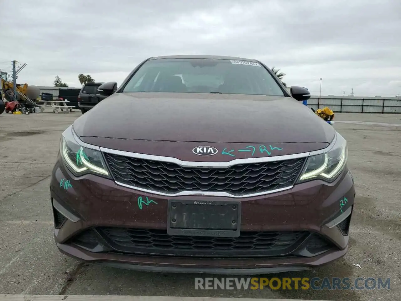 5 Photograph of a damaged car 5XXGT4L35LG422478 KIA OPTIMA 2020