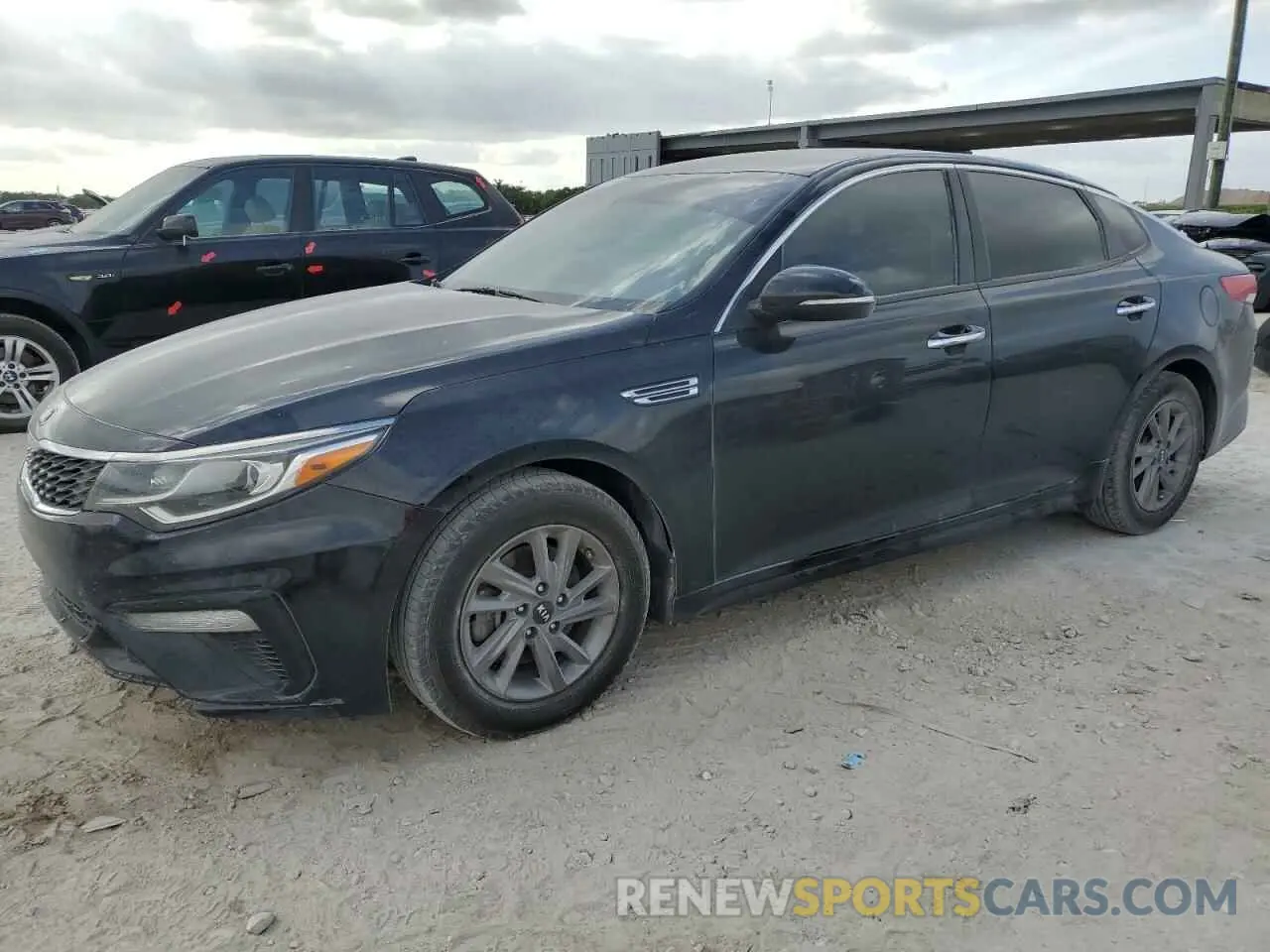 1 Photograph of a damaged car 5XXGT4L35LG436185 KIA OPTIMA 2020