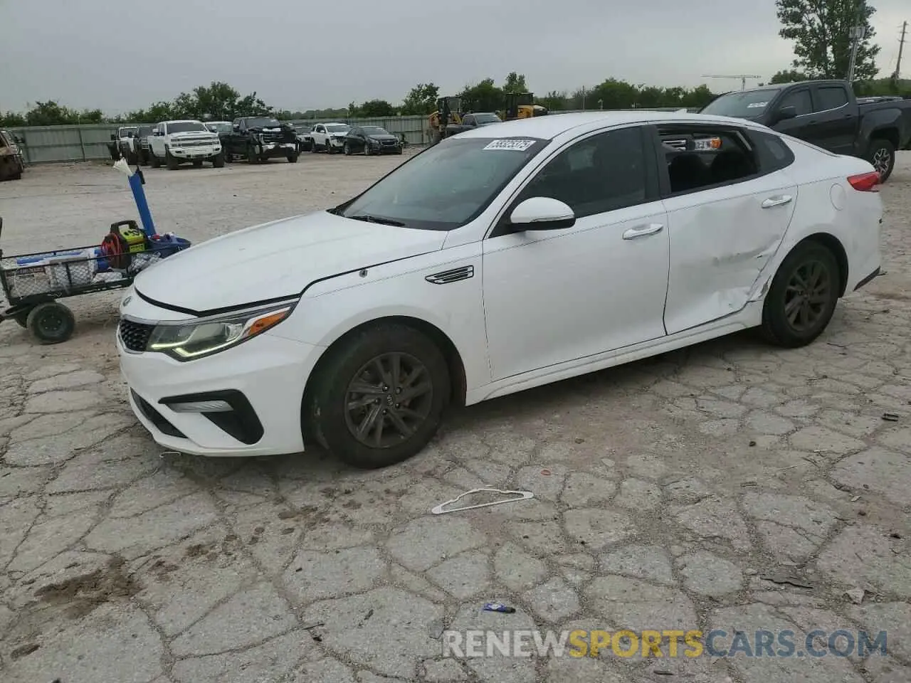 1 Photograph of a damaged car 5XXGT4L35LG440141 KIA OPTIMA 2020