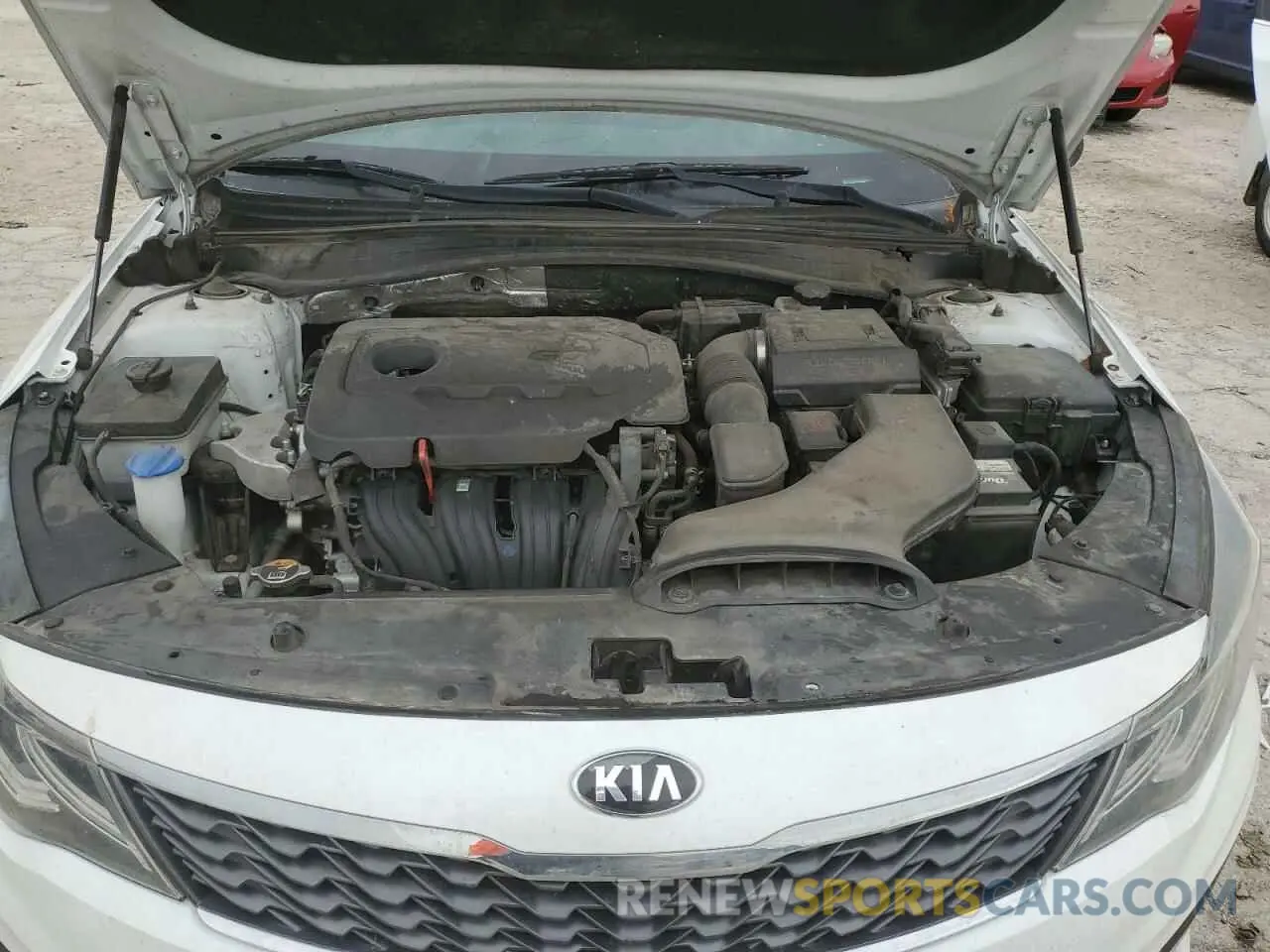 11 Photograph of a damaged car 5XXGT4L35LG440141 KIA OPTIMA 2020