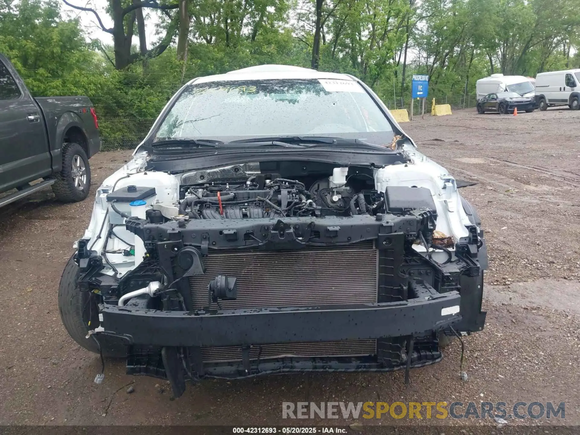 11 Photograph of a damaged car 5XXGT4L35LG443069 KIA OPTIMA 2020