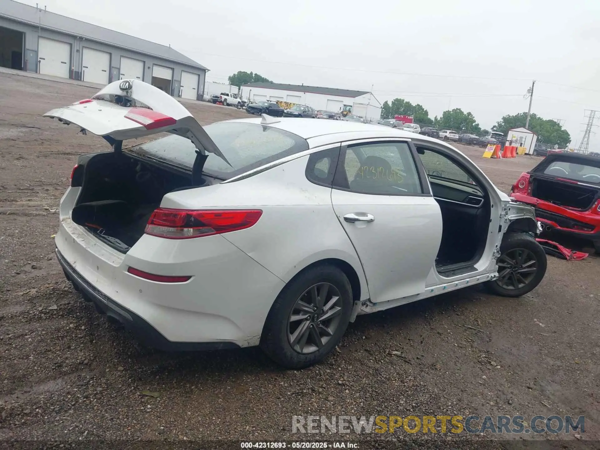 12 Photograph of a damaged car 5XXGT4L35LG443069 KIA OPTIMA 2020