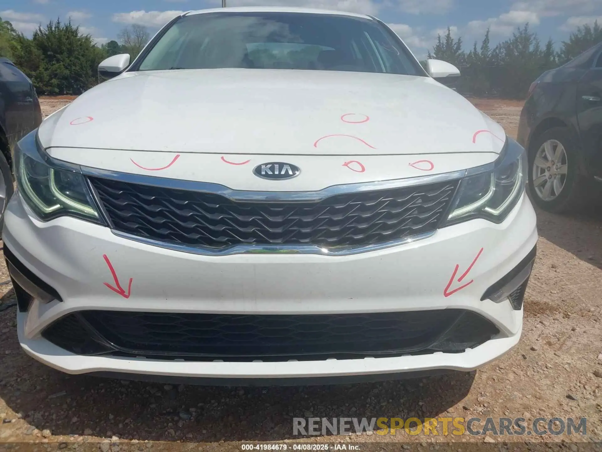 12 Photograph of a damaged car 5XXGT4L35LG444657 KIA OPTIMA 2020