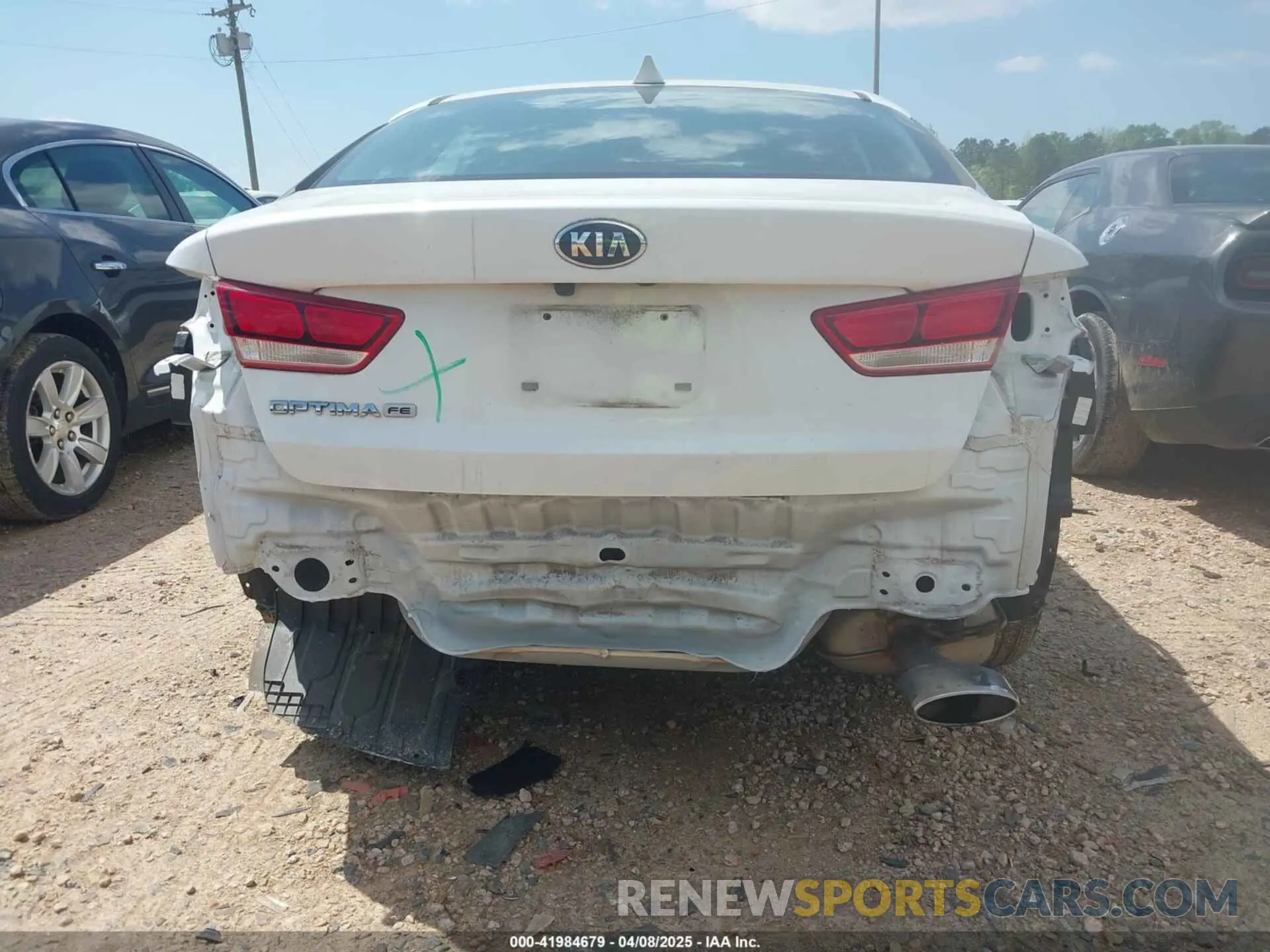 16 Photograph of a damaged car 5XXGT4L35LG444657 KIA OPTIMA 2020