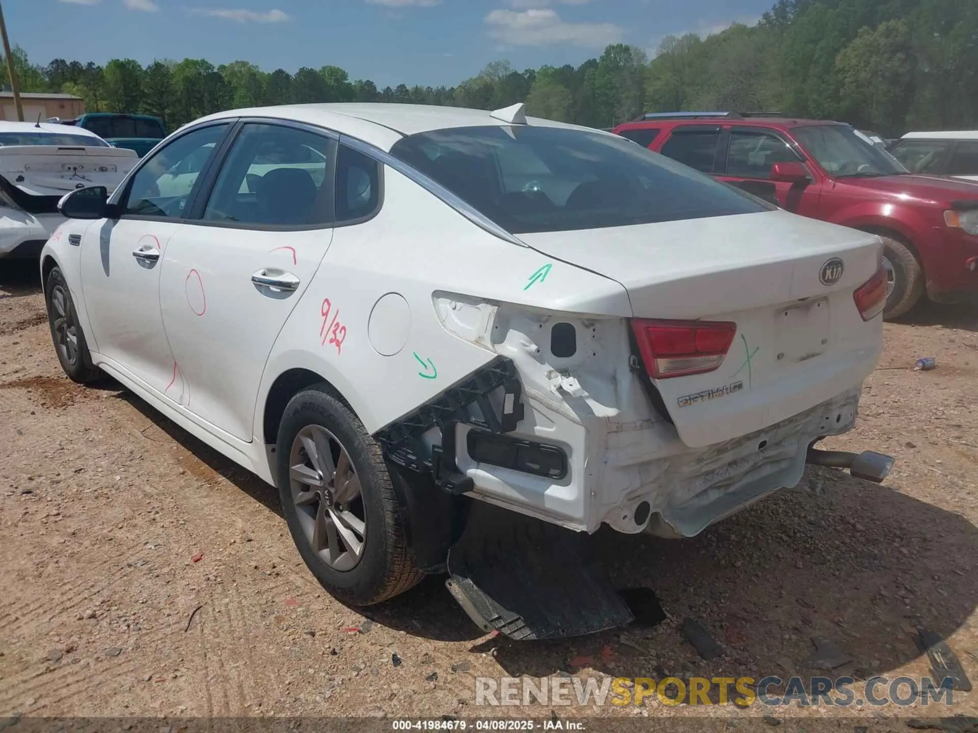 3 Photograph of a damaged car 5XXGT4L35LG444657 KIA OPTIMA 2020