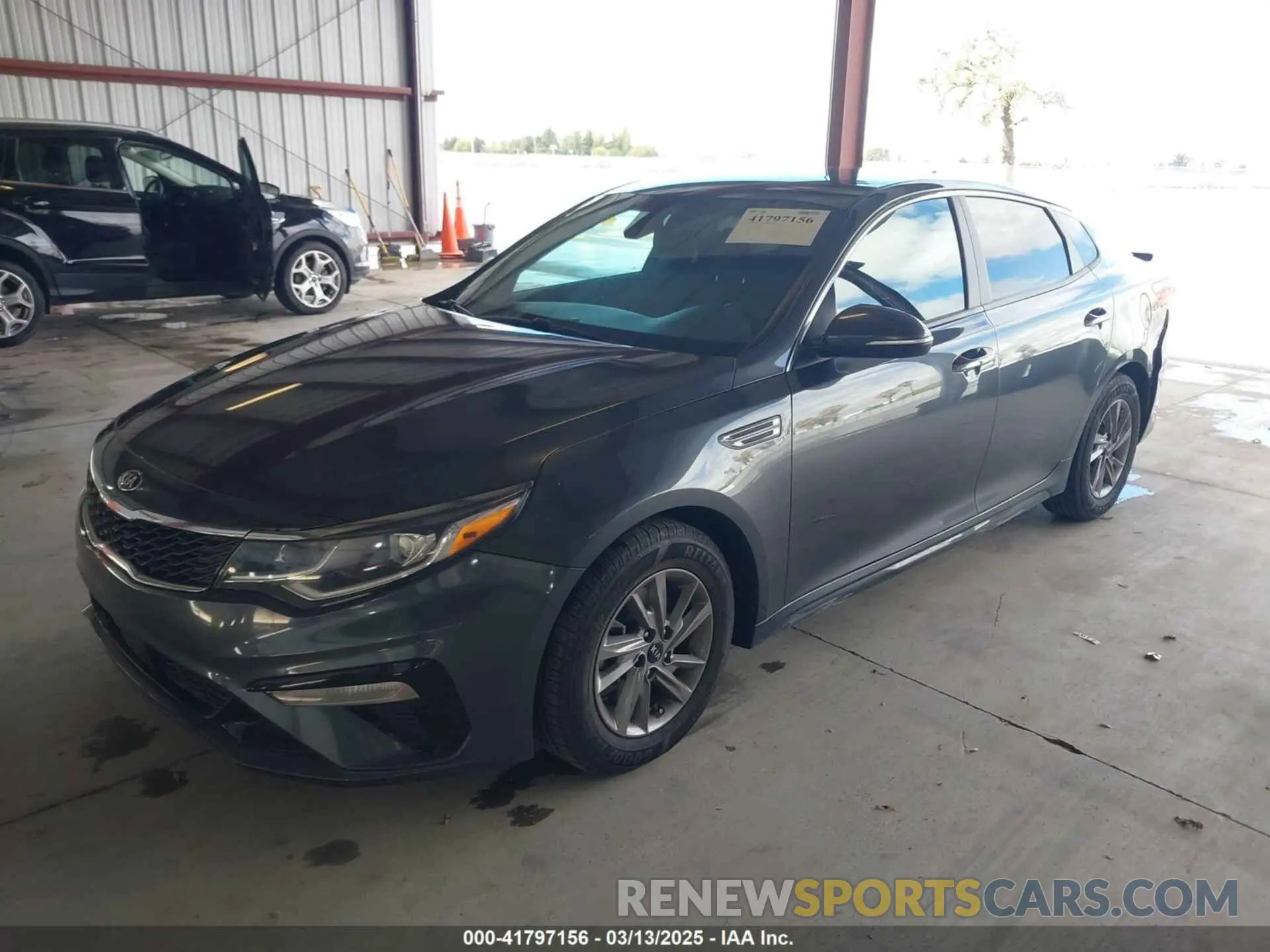 2 Photograph of a damaged car 5XXGT4L35LG450412 KIA OPTIMA 2020