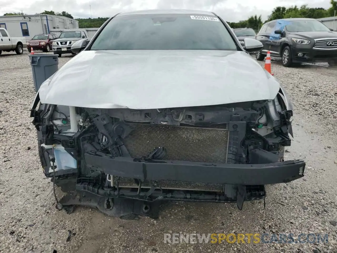 5 Photograph of a damaged car 5XXGT4L36LG388664 KIA OPTIMA 2020