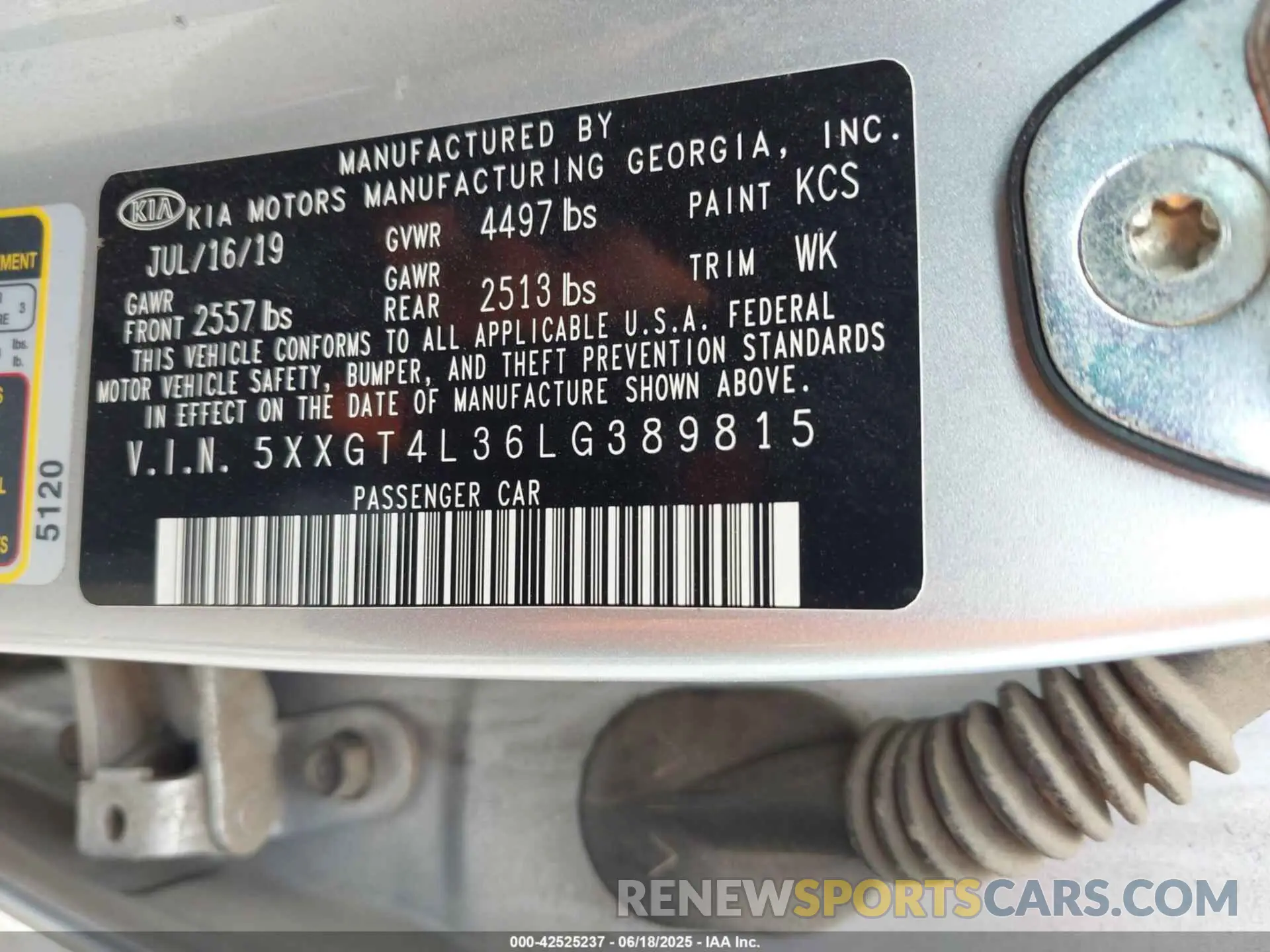9 Photograph of a damaged car 5XXGT4L36LG389815 KIA OPTIMA 2020
