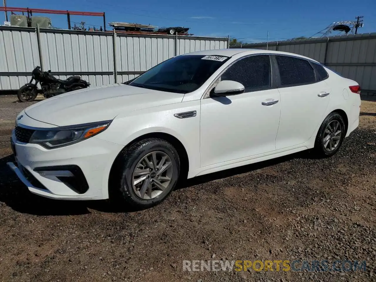 1 Photograph of a damaged car 5XXGT4L36LG393069 KIA OPTIMA 2020