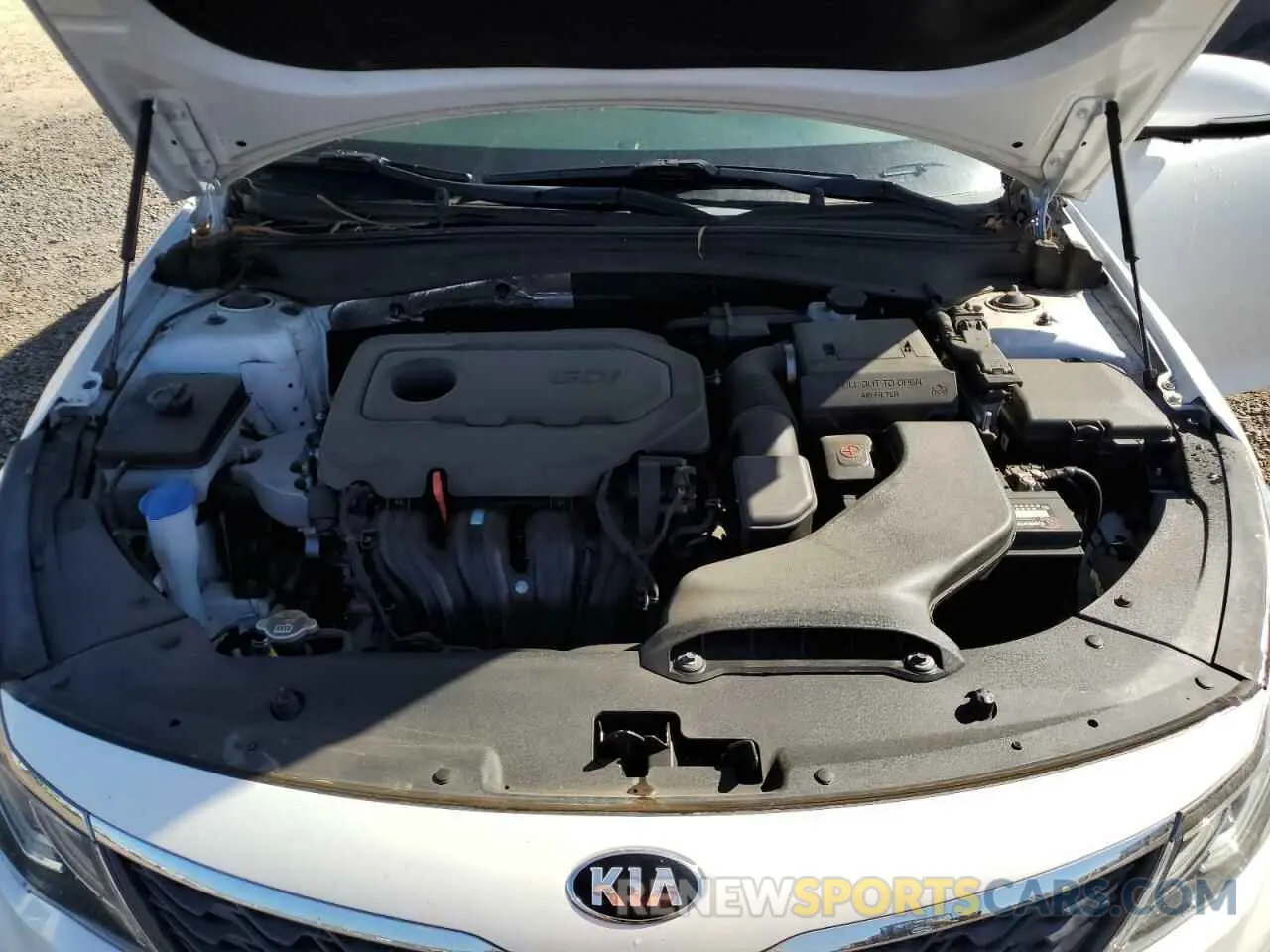 11 Photograph of a damaged car 5XXGT4L36LG393069 KIA OPTIMA 2020