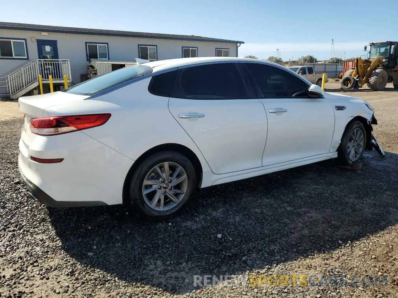 3 Photograph of a damaged car 5XXGT4L36LG393069 KIA OPTIMA 2020