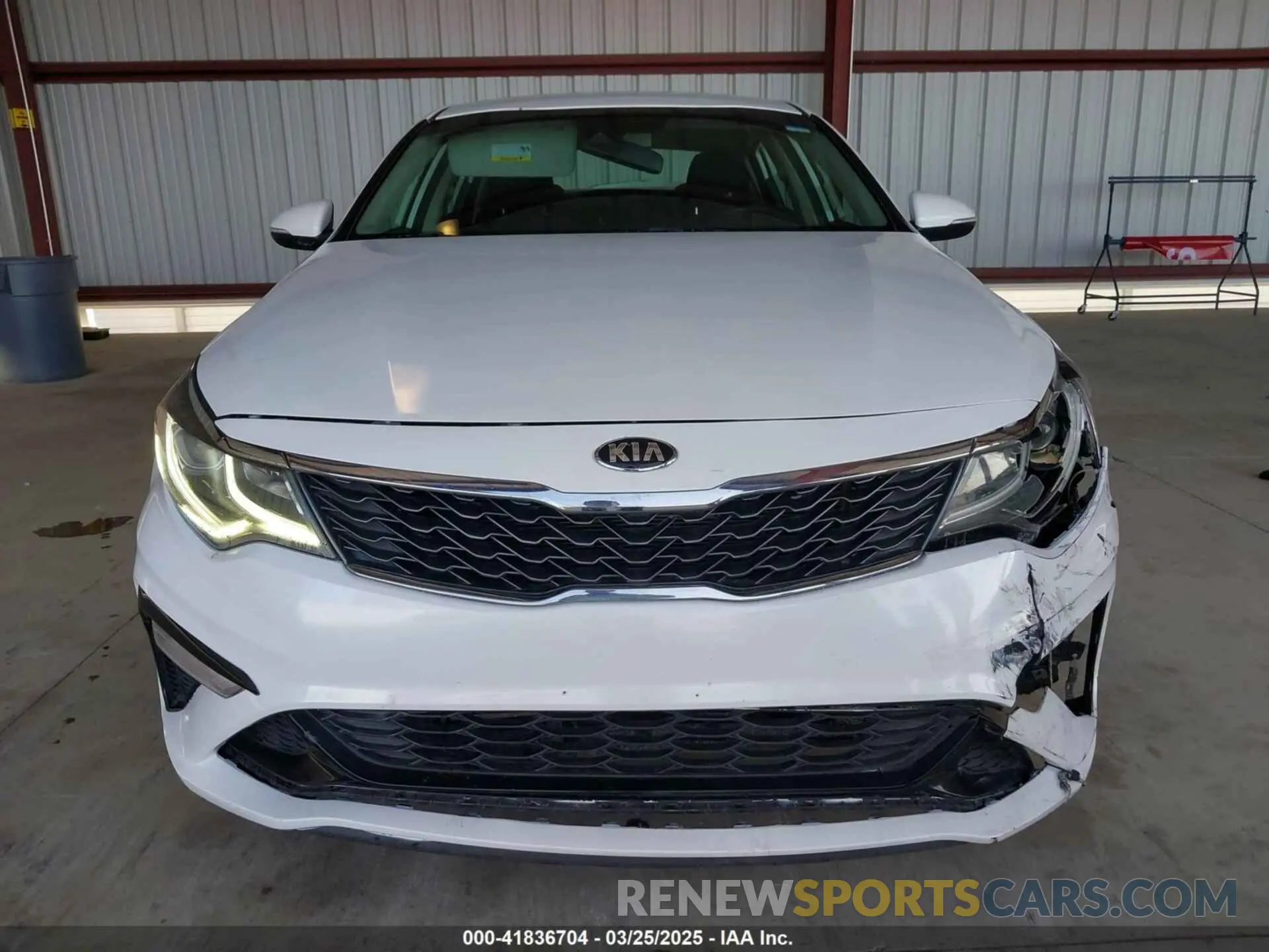 12 Photograph of a damaged car 5XXGT4L36LG393377 KIA OPTIMA 2020