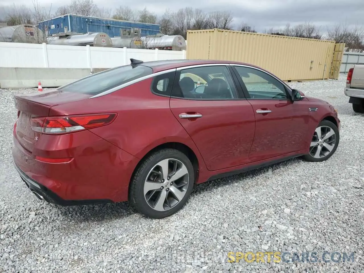 3 Photograph of a damaged car 5XXGT4L36LG404667 KIA OPTIMA 2020