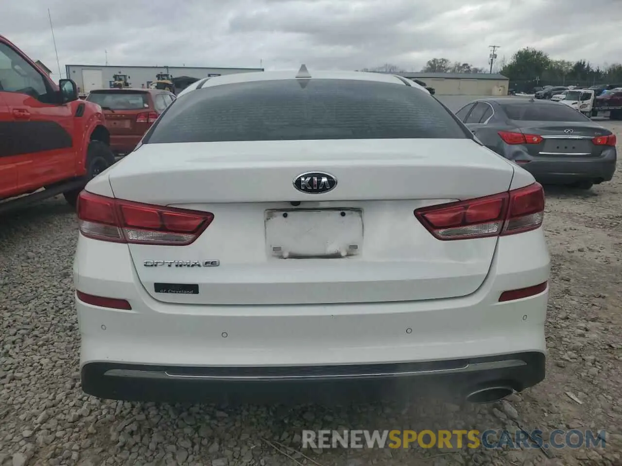 6 Photograph of a damaged car 5XXGT4L36LG421369 KIA OPTIMA 2020