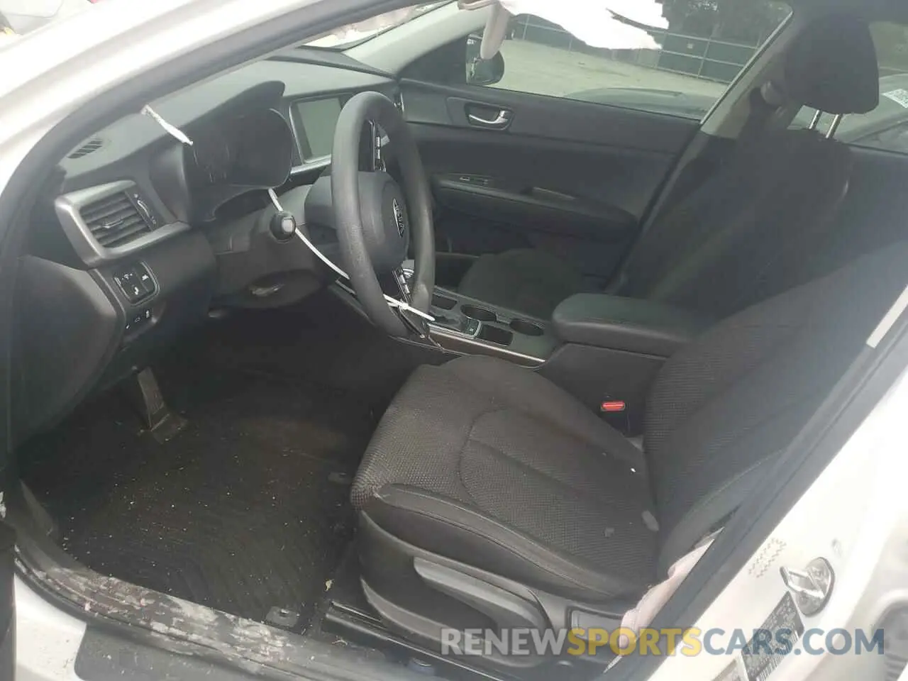 7 Photograph of a damaged car 5XXGT4L36LG421369 KIA OPTIMA 2020
