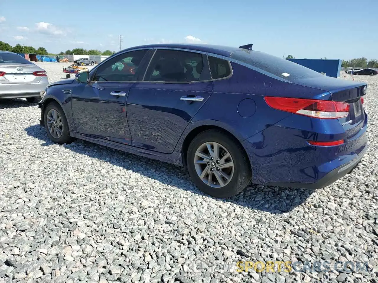 2 Photograph of a damaged car 5XXGT4L36LG421906 KIA OPTIMA 2020