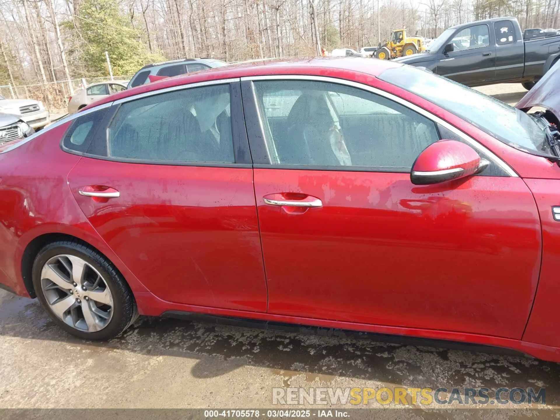 12 Photograph of a damaged car 5XXGT4L36LG450371 KIA OPTIMA 2020