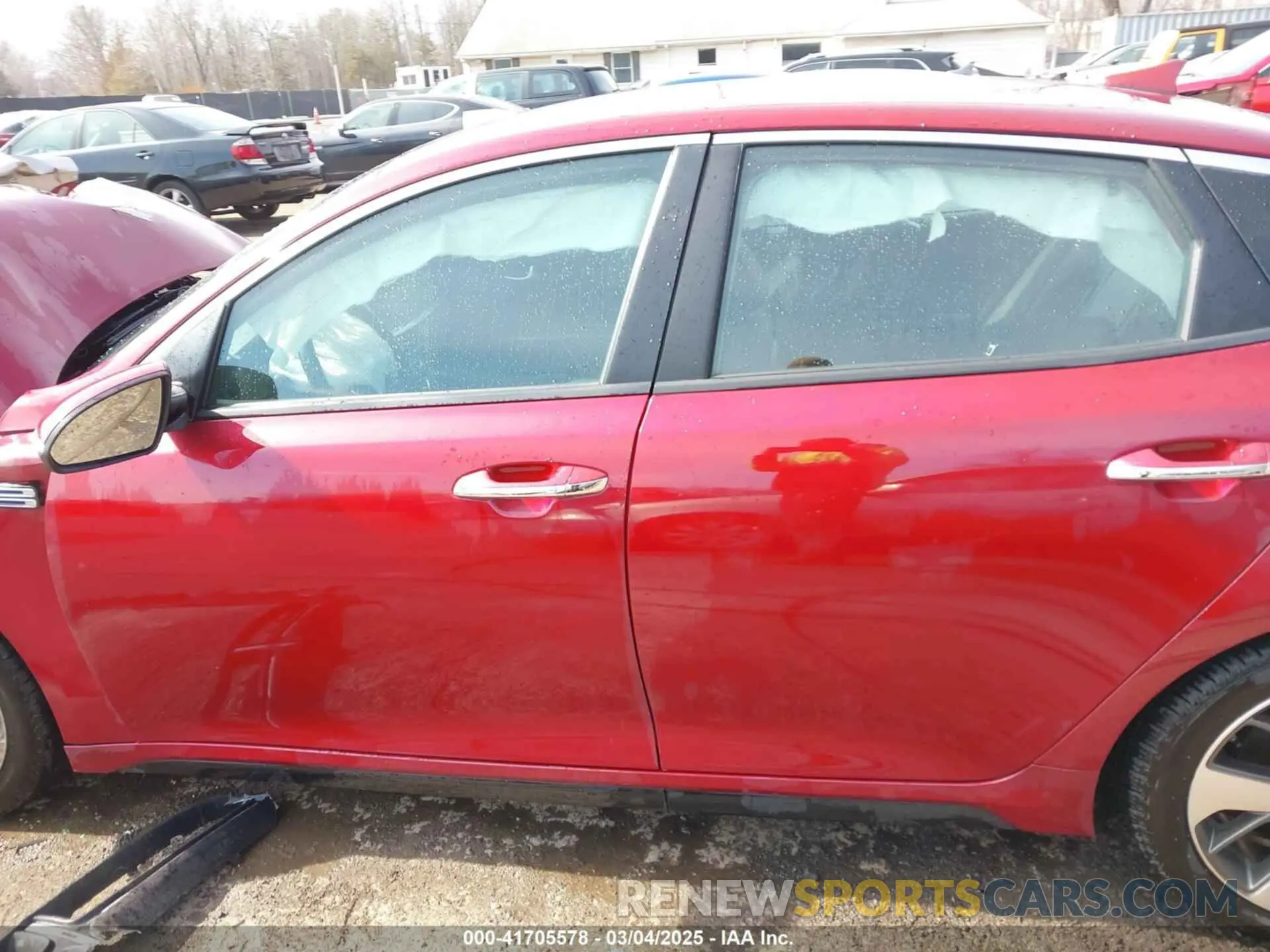13 Photograph of a damaged car 5XXGT4L36LG450371 KIA OPTIMA 2020