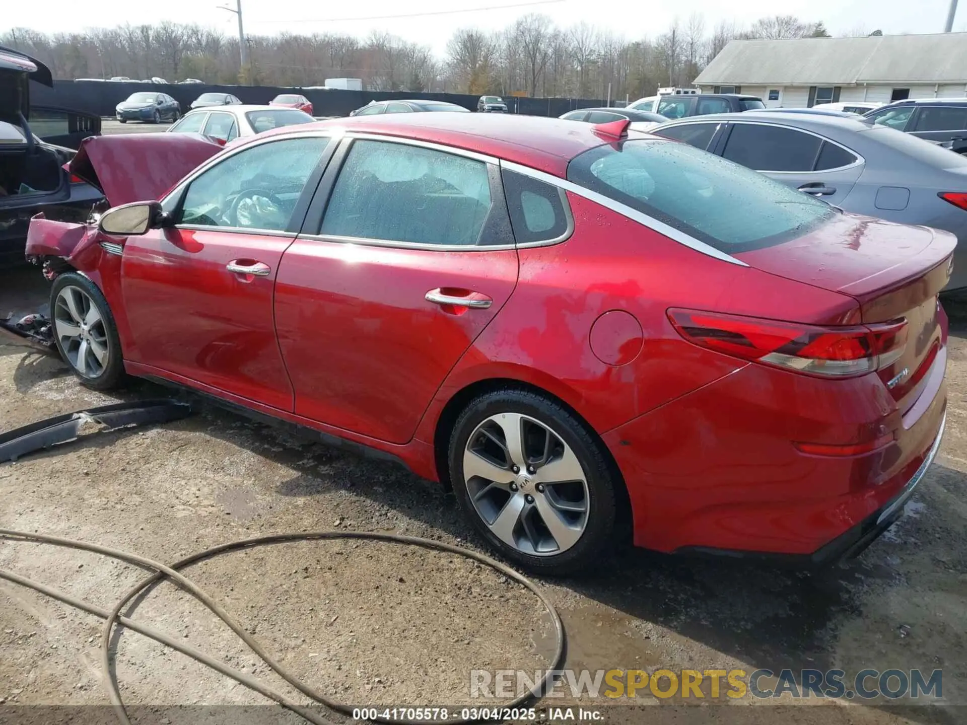 3 Photograph of a damaged car 5XXGT4L36LG450371 KIA OPTIMA 2020