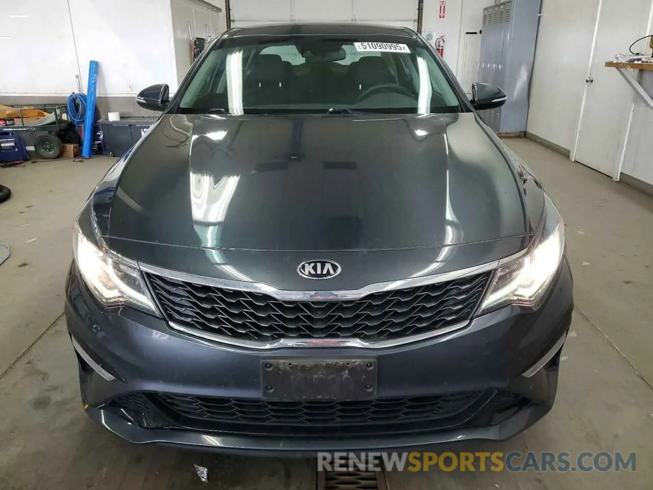 5 Photograph of a damaged car 5XXGT4L36LG450855 KIA OPTIMA 2020