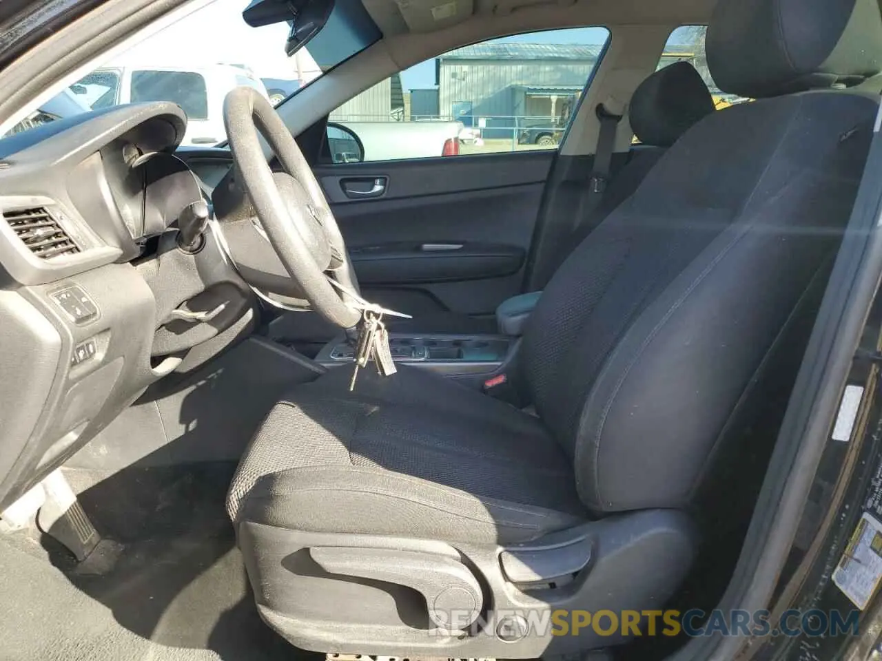 7 Photograph of a damaged car 5XXGT4L37LG383697 KIA OPTIMA 2020