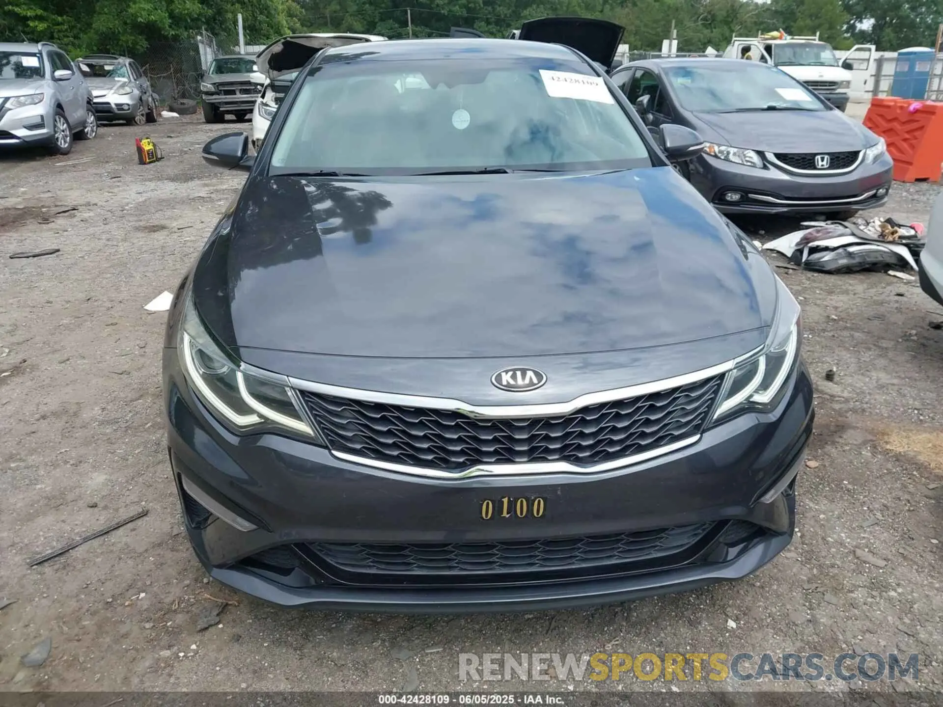 12 Photograph of a damaged car 5XXGT4L37LG385708 KIA OPTIMA 2020