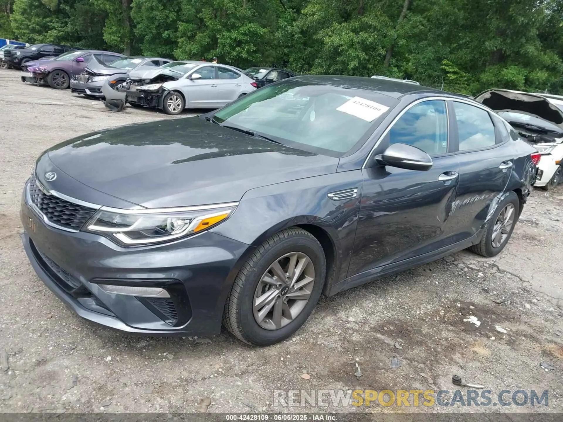 14 Photograph of a damaged car 5XXGT4L37LG385708 KIA OPTIMA 2020
