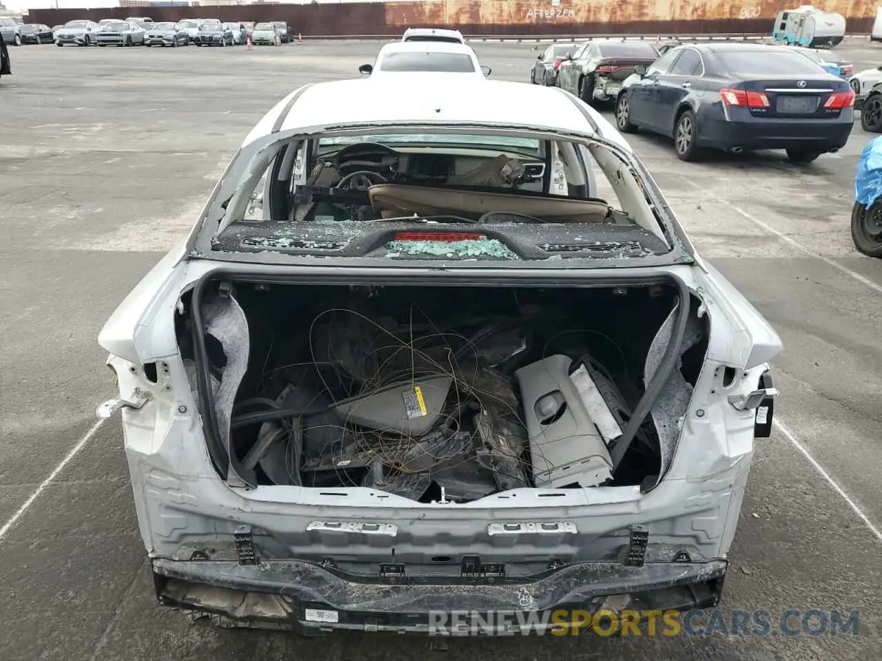 6 Photograph of a damaged car 5XXGT4L37LG386521 KIA OPTIMA 2020