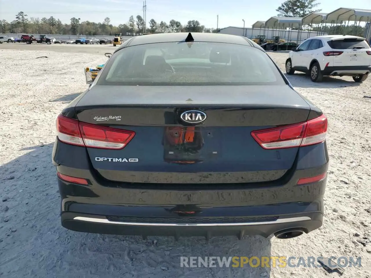 6 Photograph of a damaged car 5XXGT4L37LG393470 KIA OPTIMA 2020
