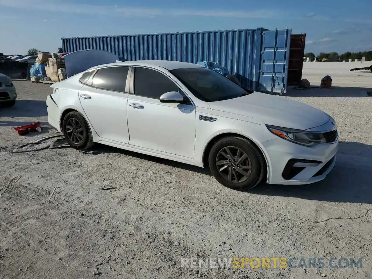 4 Photograph of a damaged car 5XXGT4L37LG396742 KIA OPTIMA 2020