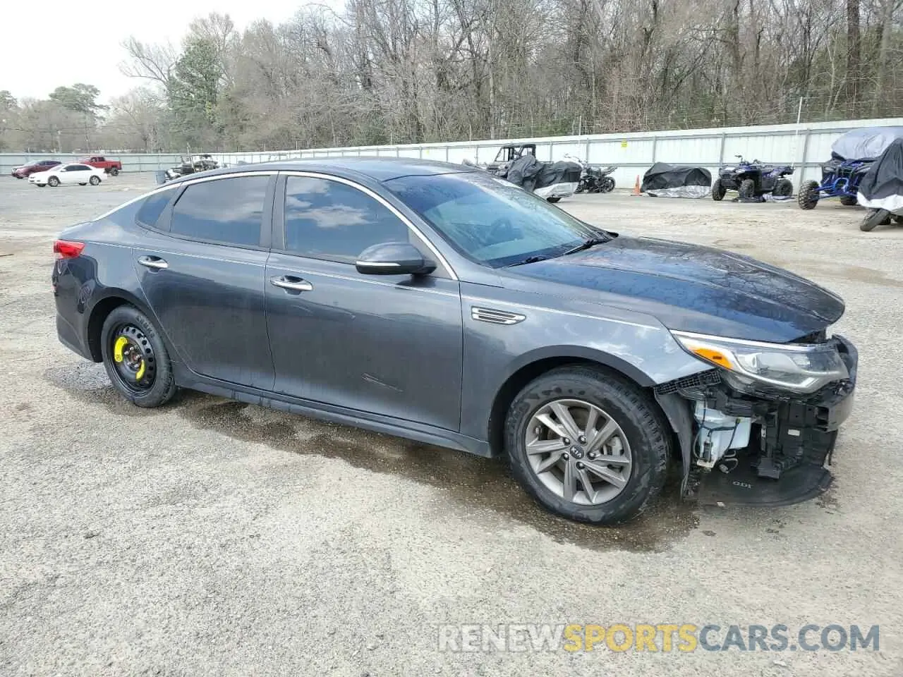4 Photograph of a damaged car 5XXGT4L37LG396790 KIA OPTIMA 2020