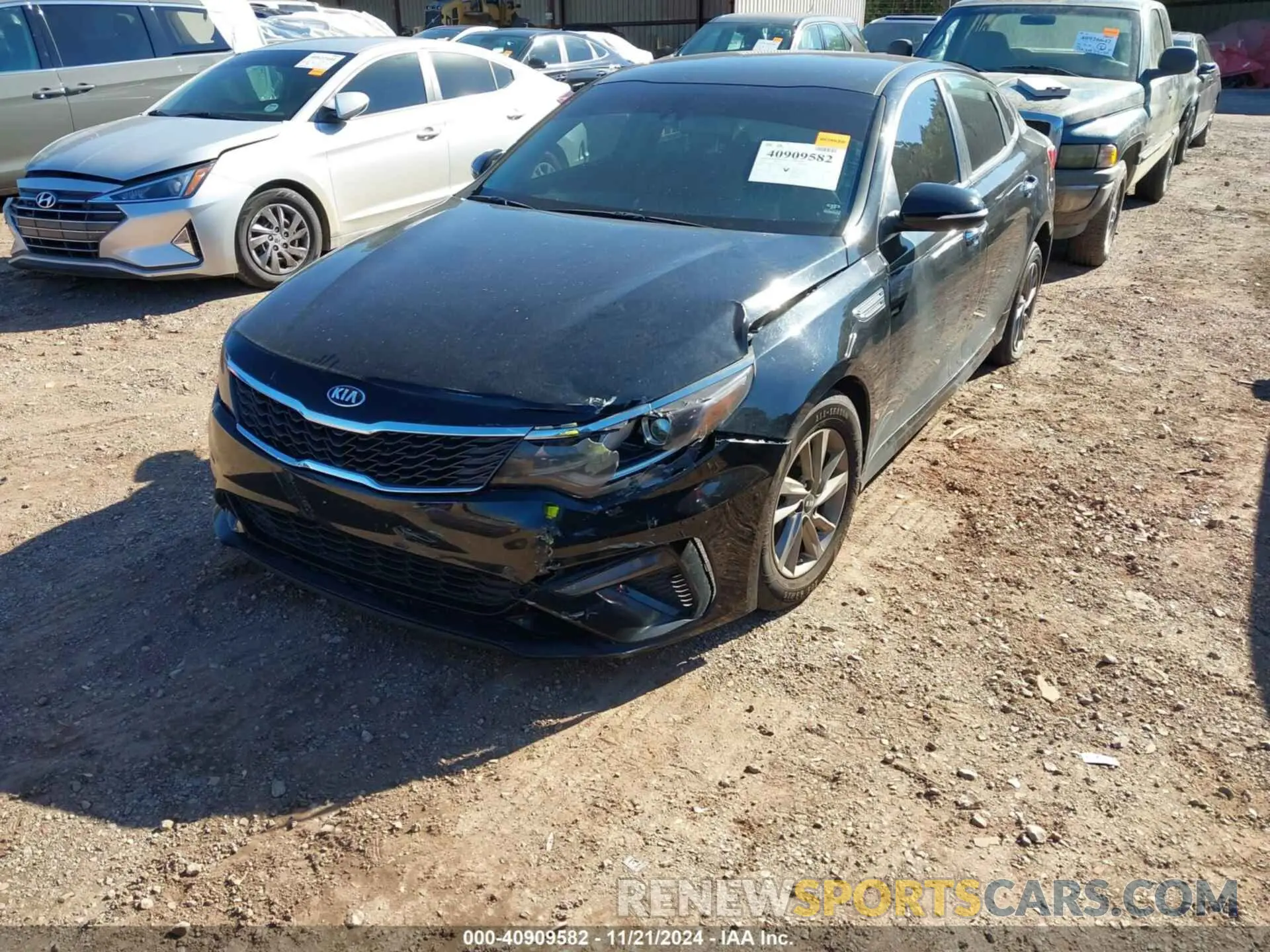 6 Photograph of a damaged car 5XXGT4L37LG399043 KIA OPTIMA 2020