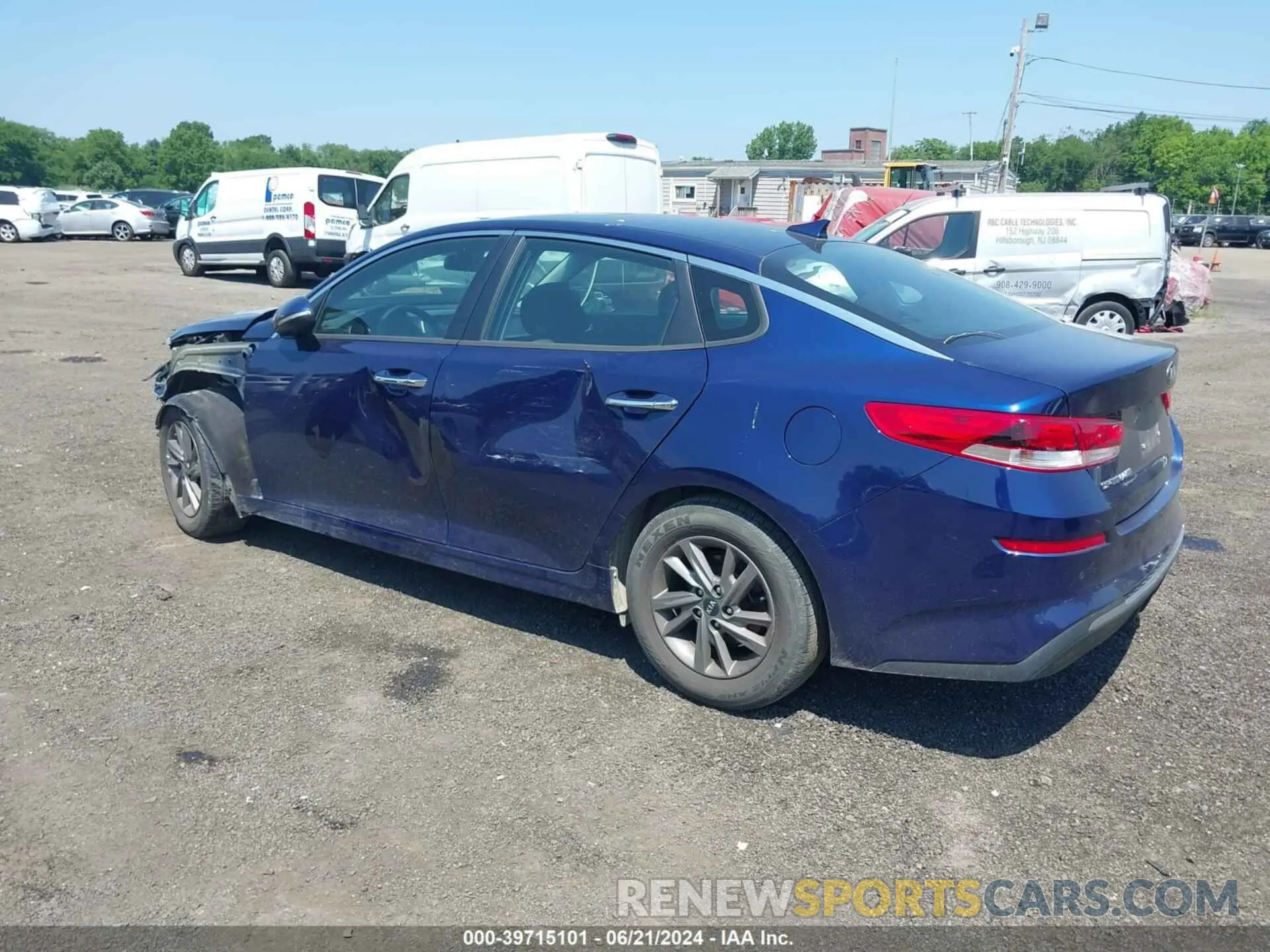 3 Photograph of a damaged car 5XXGT4L37LG400224 KIA OPTIMA 2020