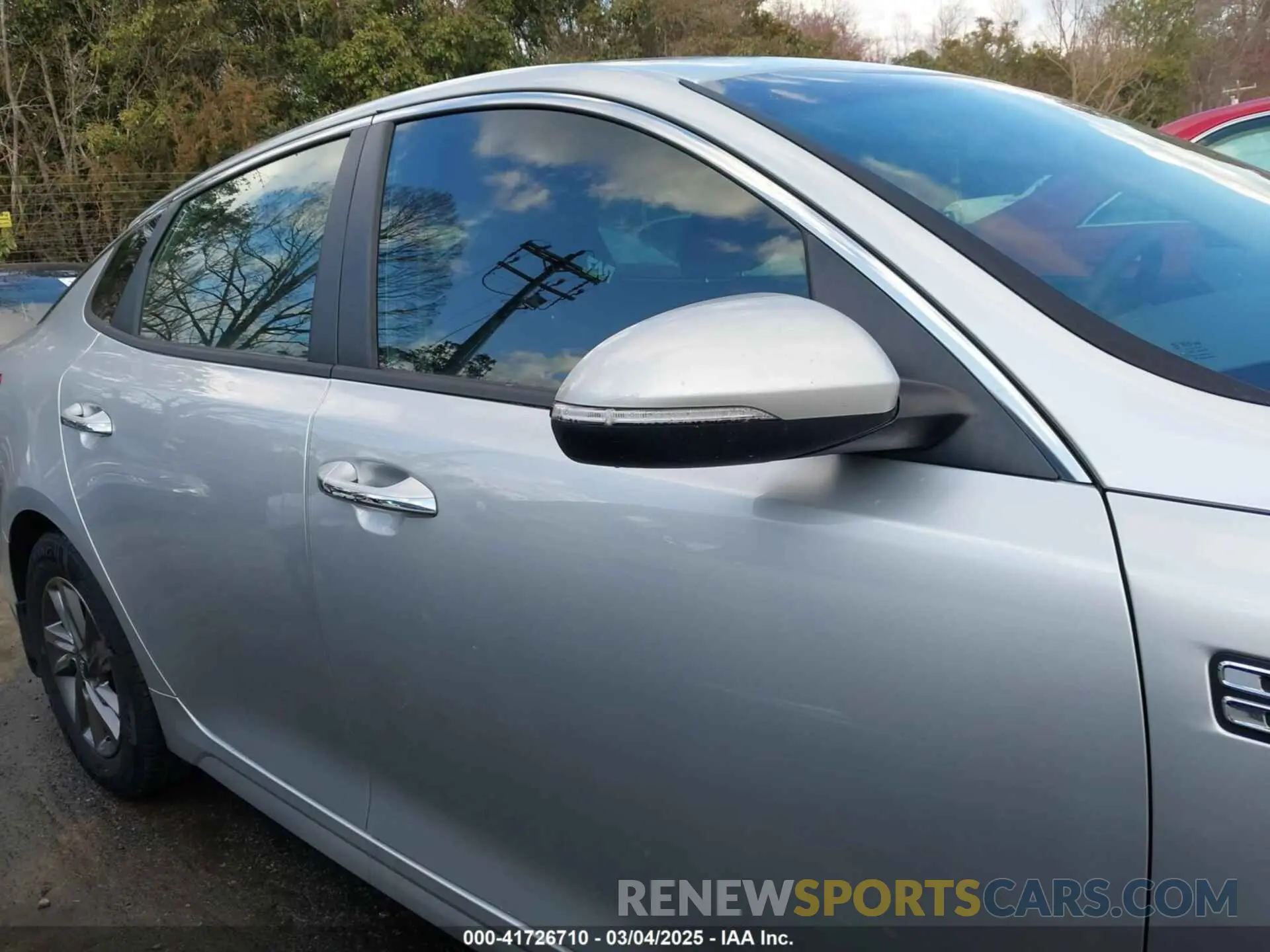 13 Photograph of a damaged car 5XXGT4L37LG400272 KIA OPTIMA 2020